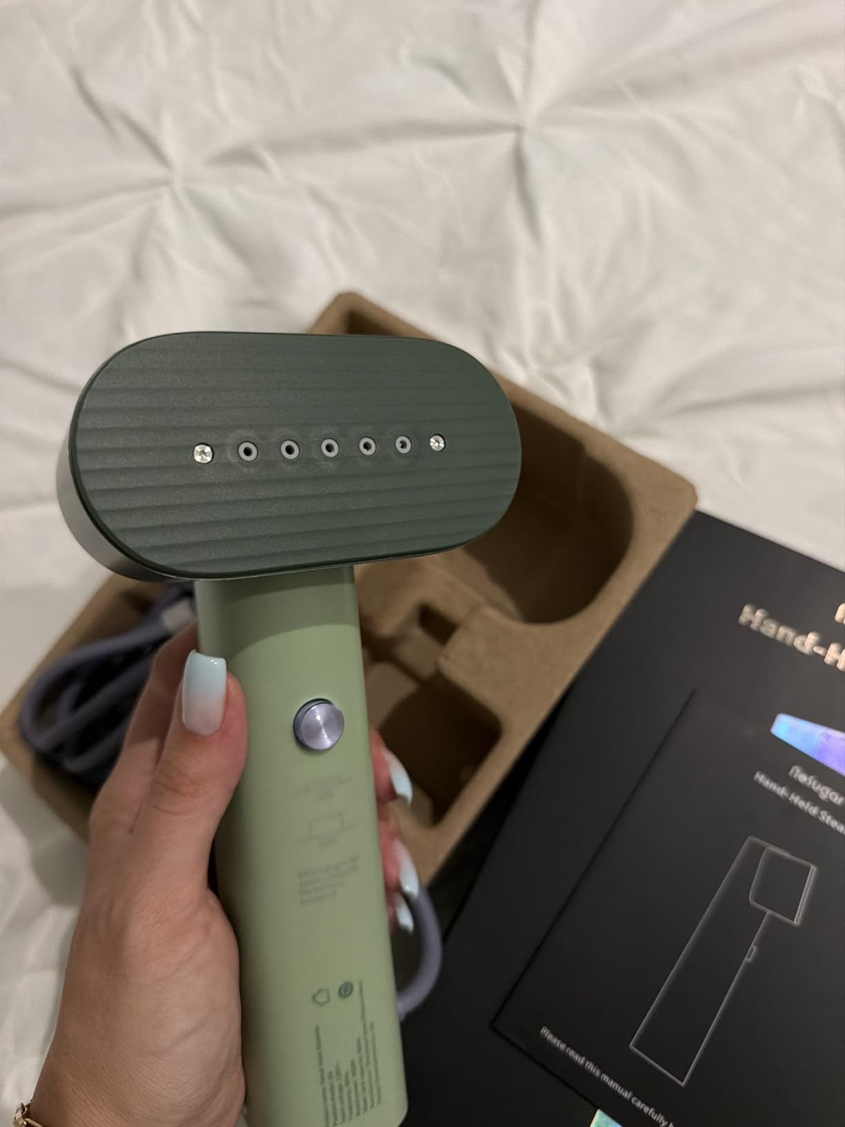 Nexdoo G6 Steamer for Clothes Portable 2-in-1 Travel Steamer Iron for Clothes, Just 0.7lbs Lightly, 10 Minutes of Continuous Steam, 900W Light Steamer for travel and home (green) customer photo 1
