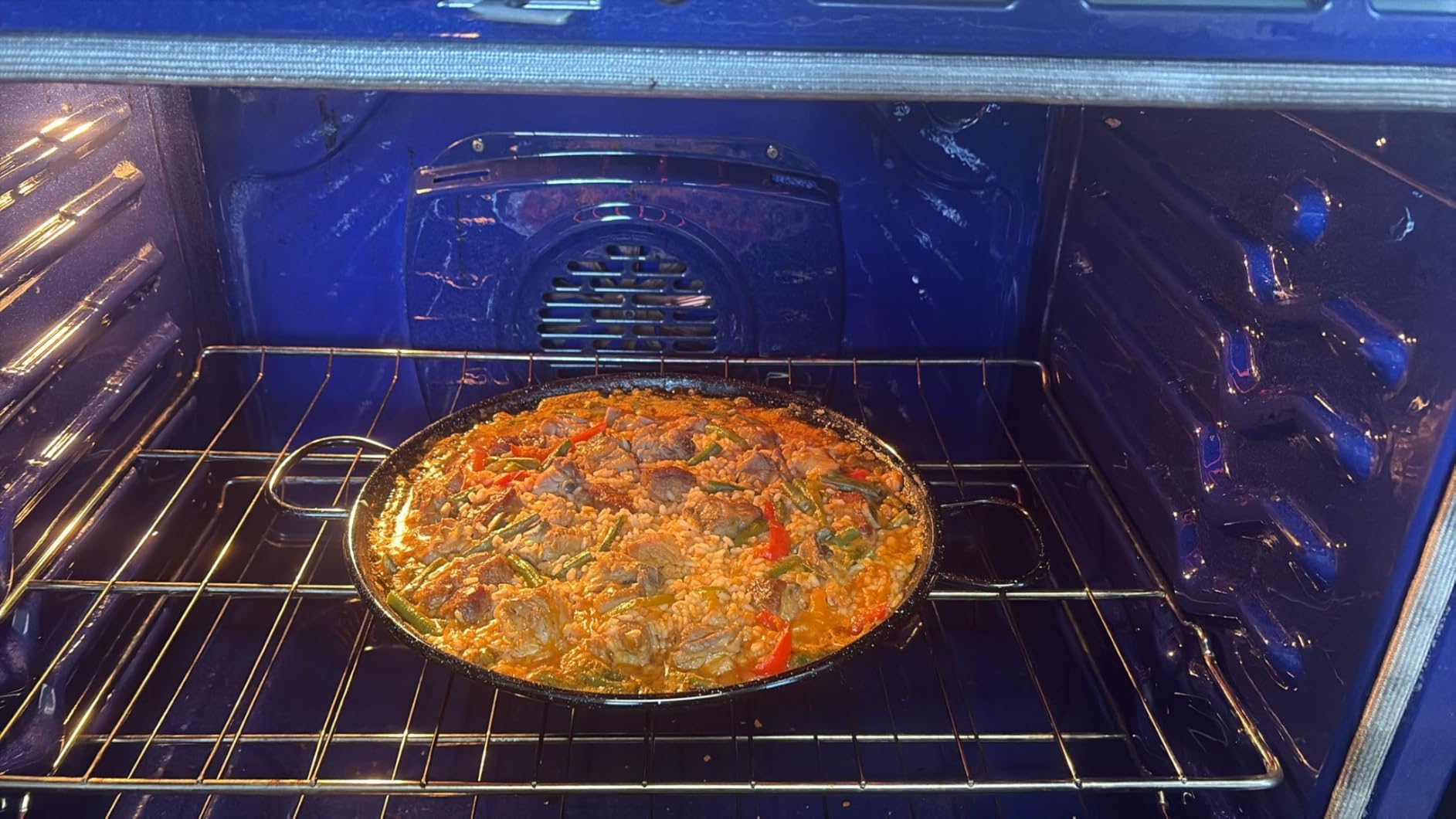 Paelluxe Paella Pan Enameled No-Rust Steel Skillet - 13 Inch, 6 Servings customer photo 1