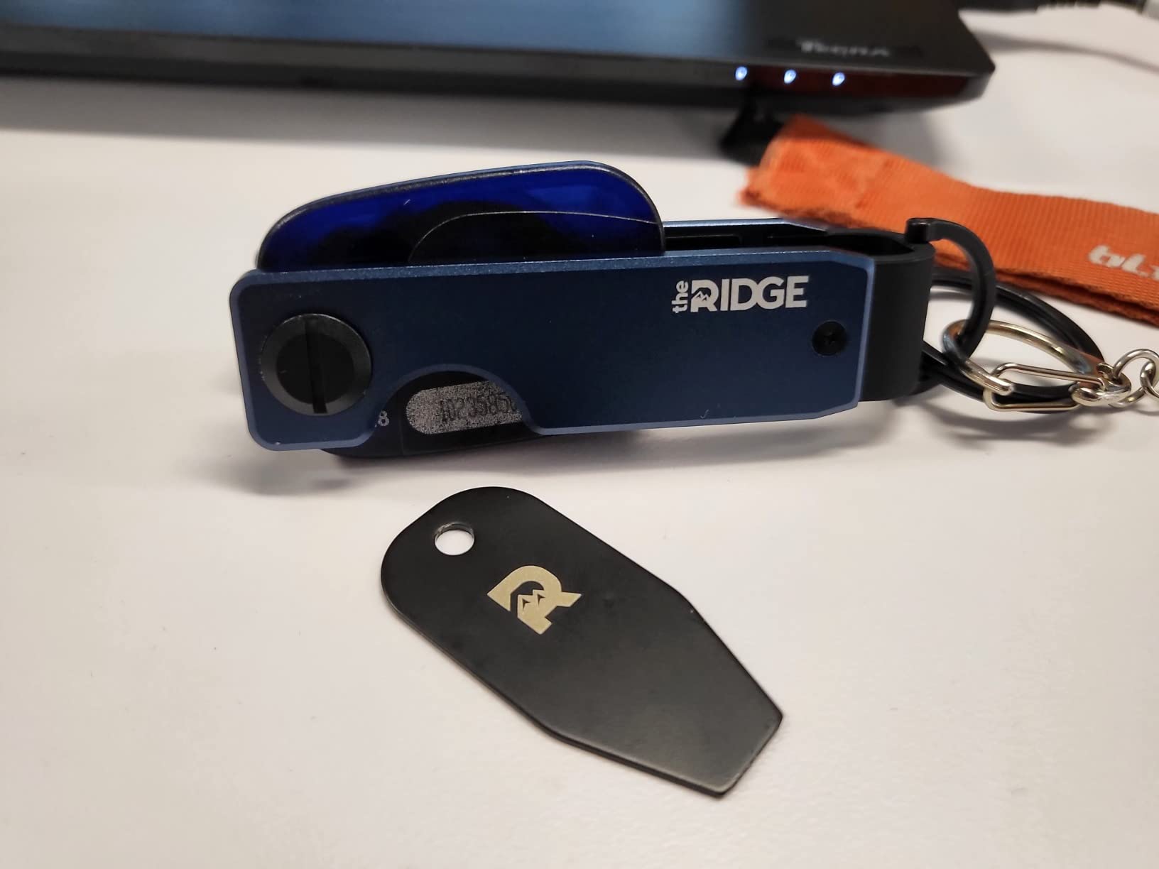 The Ridge Key Organizer - Compact Metallic Key Holder, Minimalist Innovative Keyholder, Smart Keychain Secures 2-6 Keys customer photo 1
