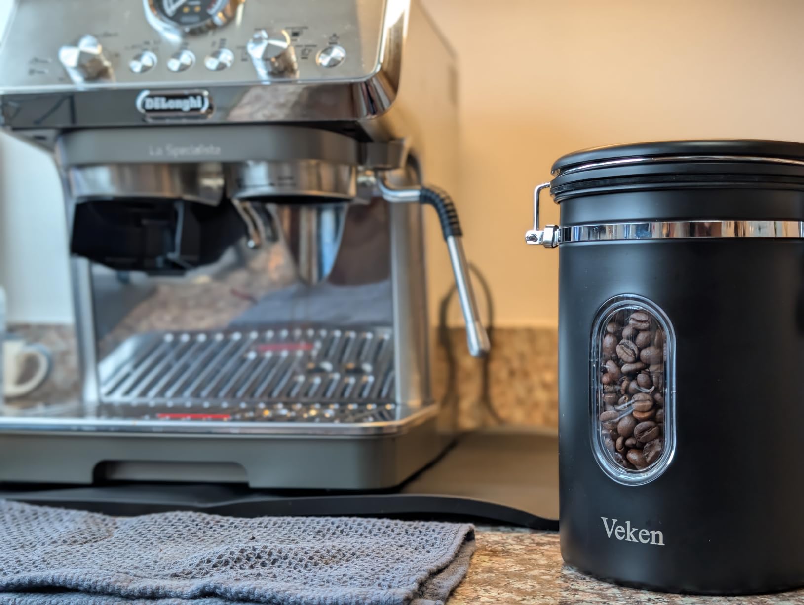 Veken Coffee Canister with Window, Airtight Stainless Steel Container, 22OZ | Kitchen Food Storage Pantry Organizers for Beans,Ground,Espresso,Rice,Tea,Sugar,Bar Accessories,Gifts,Lids,Jars, Scoop, Black customer photo 2
