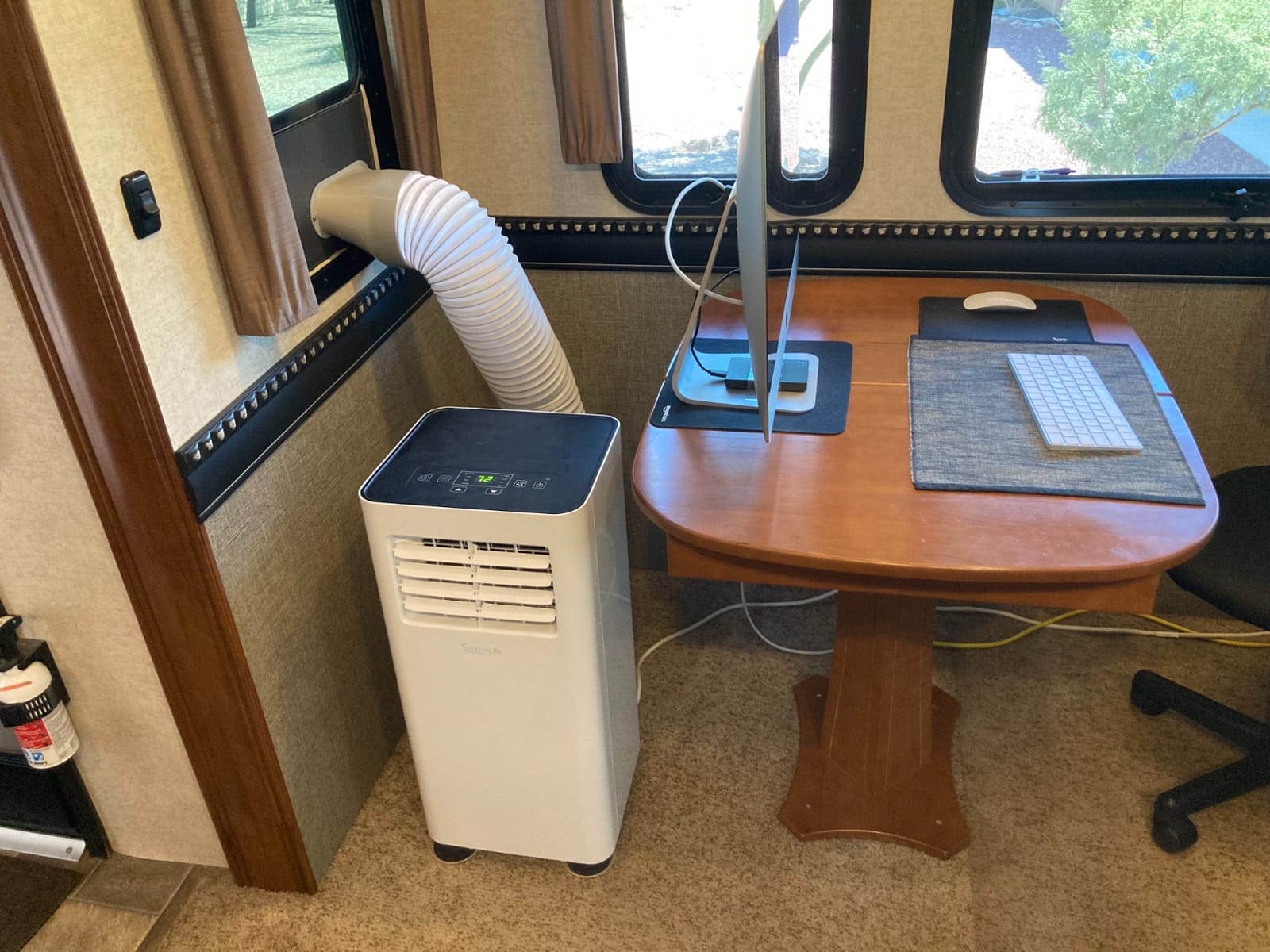 SereneLife SLPAC180W 8000 BTU Portable Air Conditioner - 3-in-1 Compact Standing Air Conditioner for Room Up to 300 Sq. Ft. - Floor AC Unit with Remote Control - Universal Casters, Window Mount Kit customer photo 2