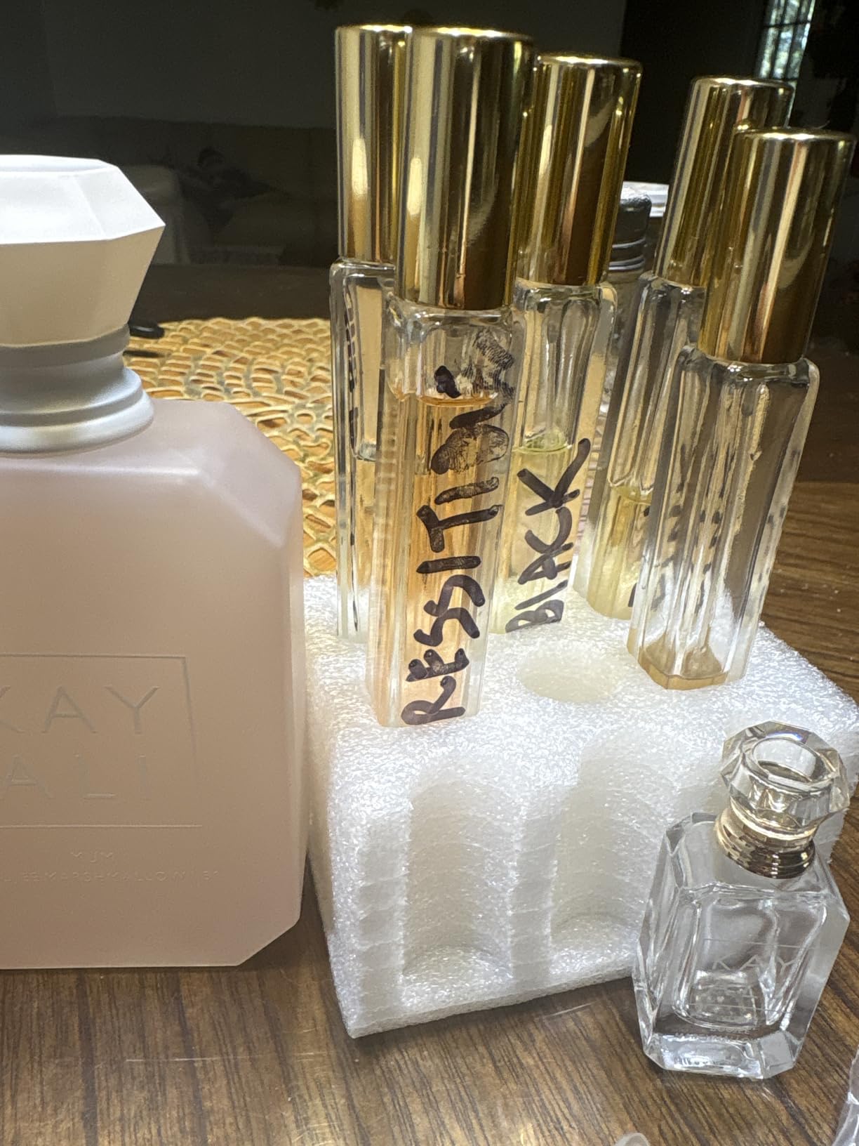 5PCS Cologne Atomizer Empty, 10ML Mini Perfume Bottles Refillable With Dispenser Tools, Pocket Spray Bottle for Travel and Sample Container (Transparent+Golden Cap) customer photo 2