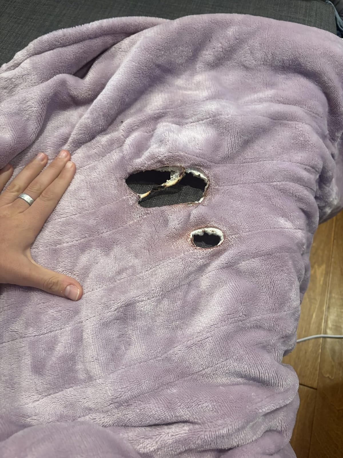 HOMLYNS Heated Throw Blanket, 5 Heat Settings & 3 Hours Timer, Purple customer photo 2
