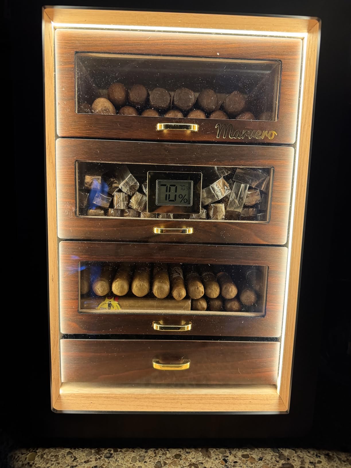 200-Count Ebony Cigar Humidor Cabinet with Digital Hygrometer, LED customer photo 2