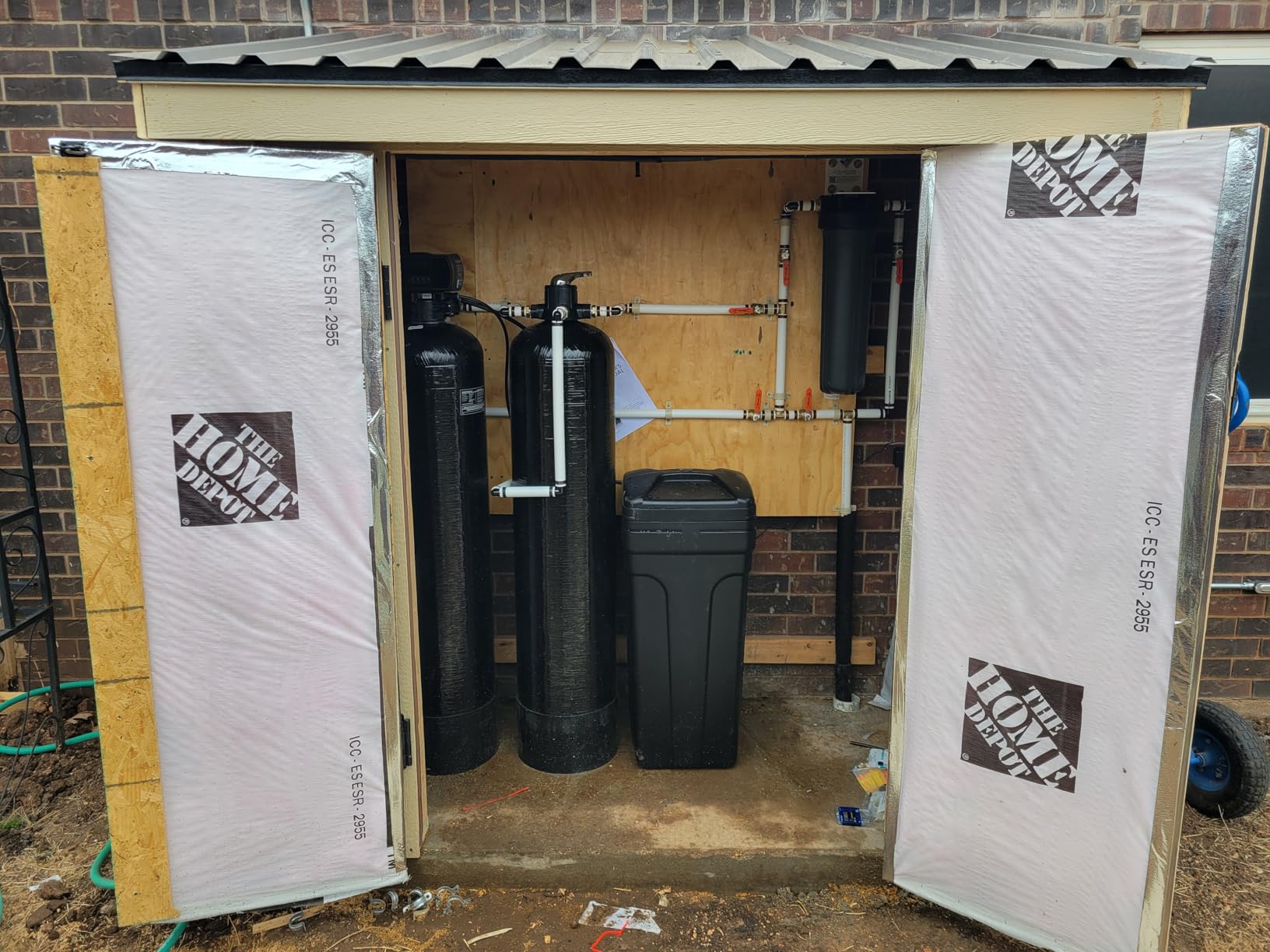 Aquasure Signature Elite Complete Whole House Water Treatment System with Digital Metered Control Water Softener, Conditioner and 75 GPD RO Reverse Osmosis Filtration (72,000 Grains) customer photo 2