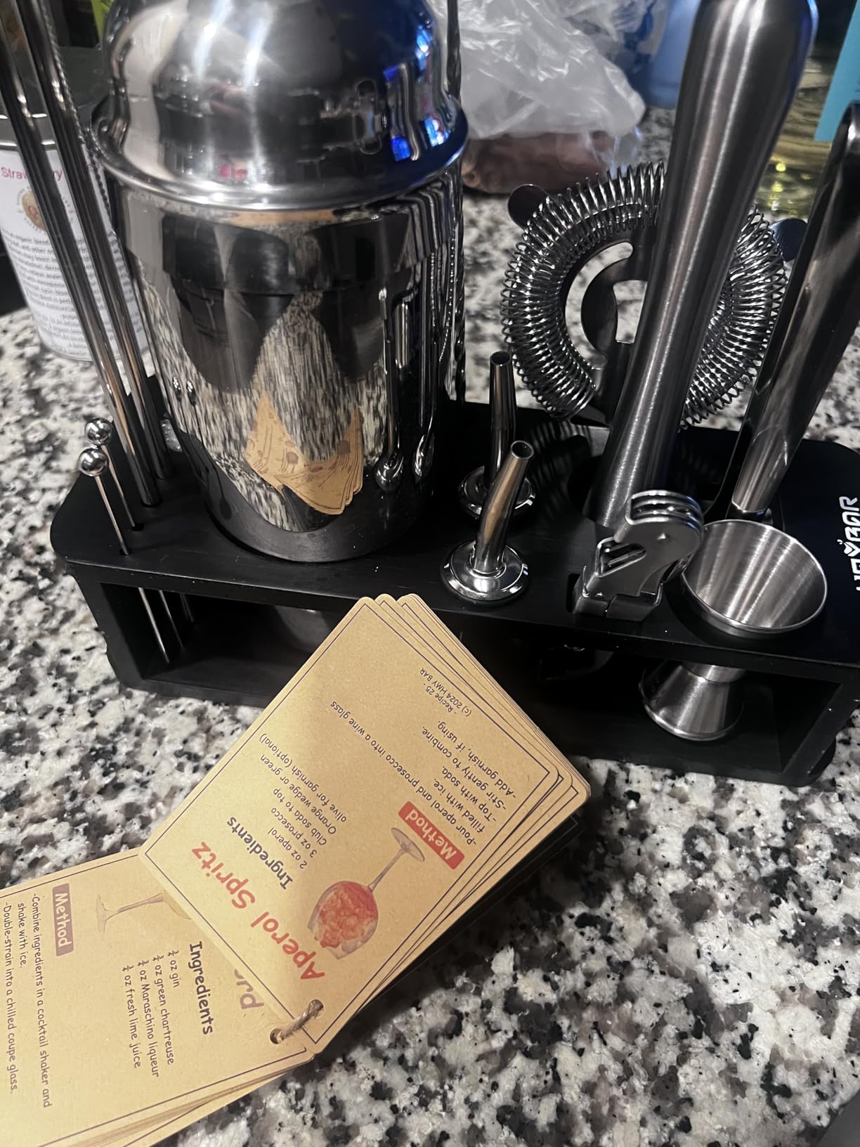 HMYBAR® 22-Piece Cocktail Shaker Set, Mixology Bartender Kit with 24oz Cobbler Shaker, Home Bar Tool Set with Black Bamboo Stand, 39 Recipe Cards, Glass Markers, Gift for Men & Dad customer photo 1