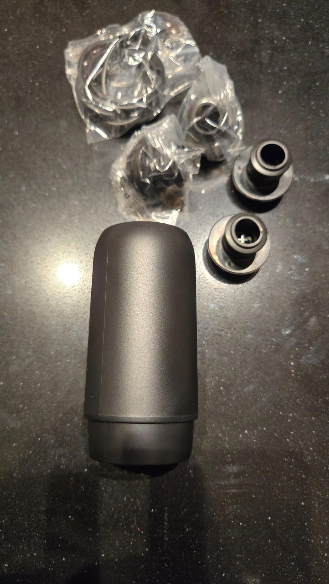 Wine Saver & Wine Vacuum Pump with 4 Reusable Wine Bottle Stoppers customer photo 2