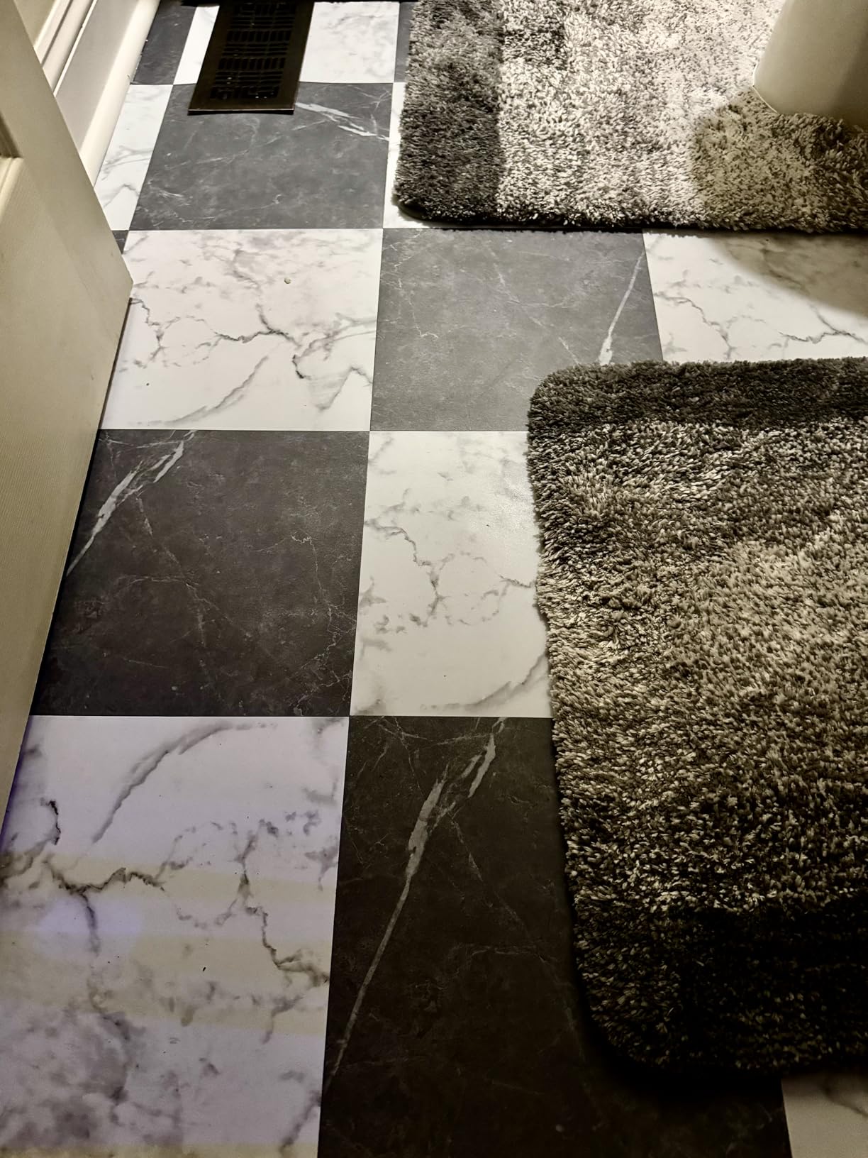 Art3d 30-Pack Peel and Stick Vinyl Floor Tiles, 12 x 12 in, Slate customer photo 2