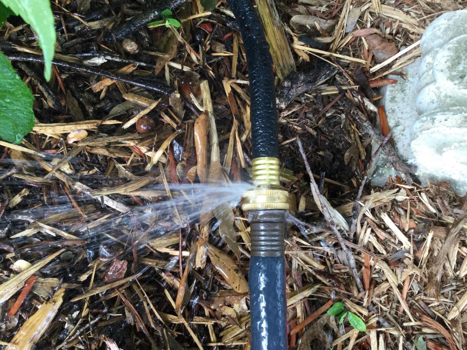 MAMIZO Soaker Hose 100 Ft 1/2