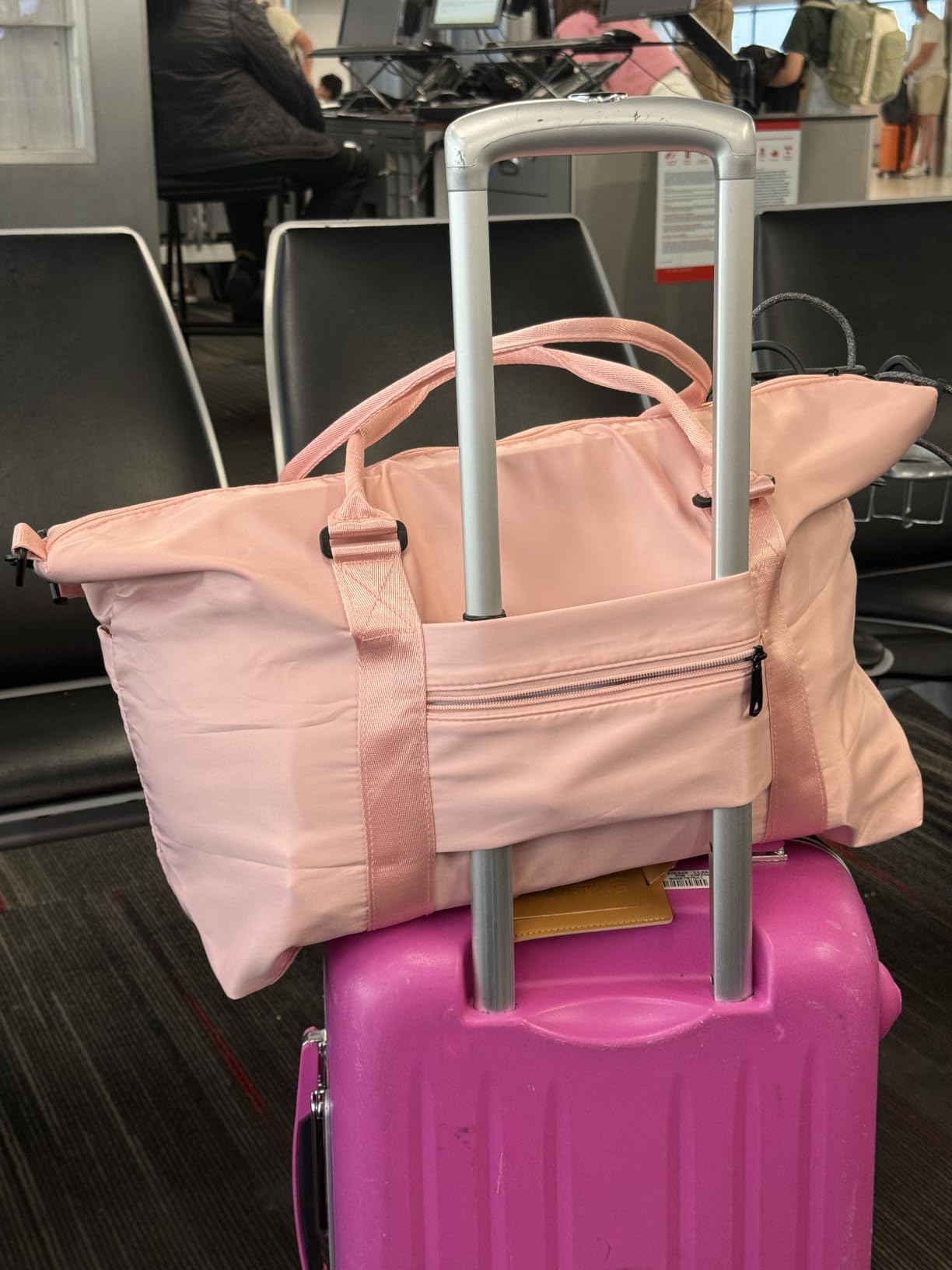 Travel Duffle Bag, Waterproof Weekender Bag Carry On Tote Bags for Women, Travel Essentials Sport Gym Bag for Men, Hospital Bag for Labor and Delivery, Overnight Bag Luggage Bag with Trolley Sleeve customer photo 1