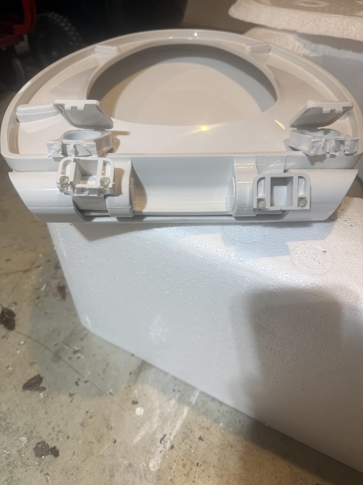 HOROW 17 Inch High Round Toilet with ADA Chair Height, Two Piece Toilet with 1.1/1.6 GPF Dual Flush, MAP 1000g, Extra Tall Bowl for Tall Person & Seniors, HR-R17D customer photo 2