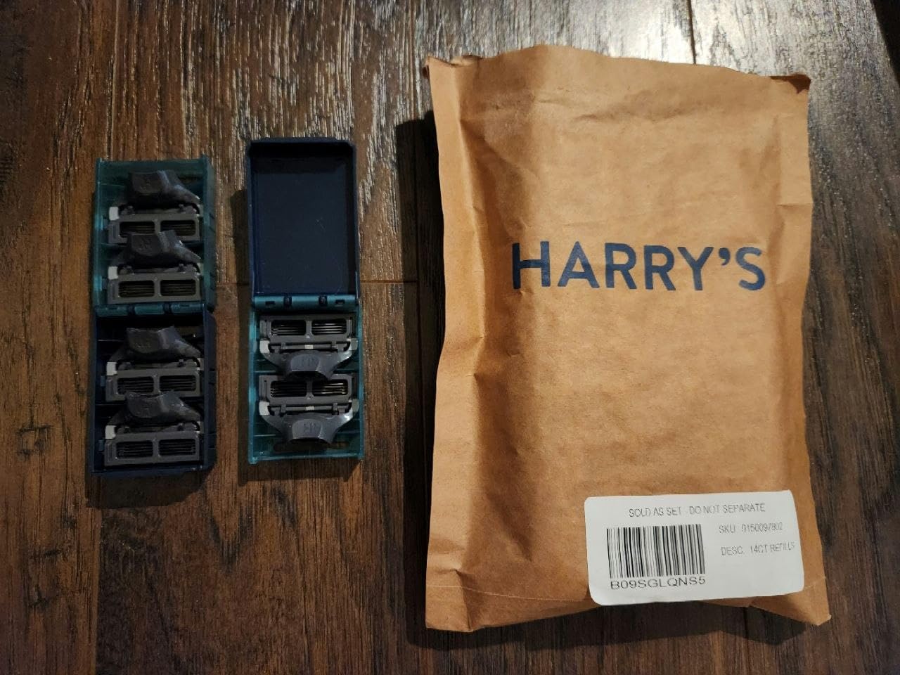 Harry's Original Shaving Kit for Men - 6 Razor Blade Refills, Shave Gel customer photo 2