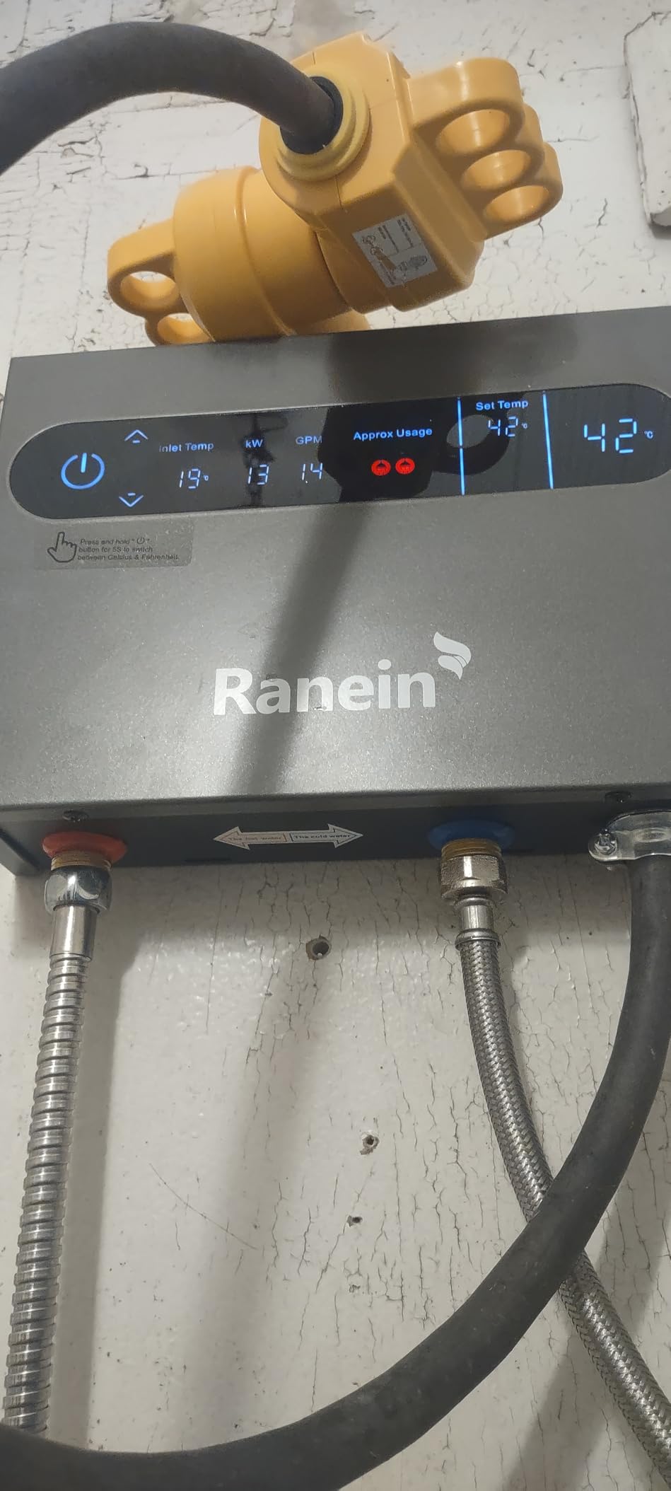 Ranein 8kW Tankless Electric Water Heater, 240V, LED Display customer photo 2
