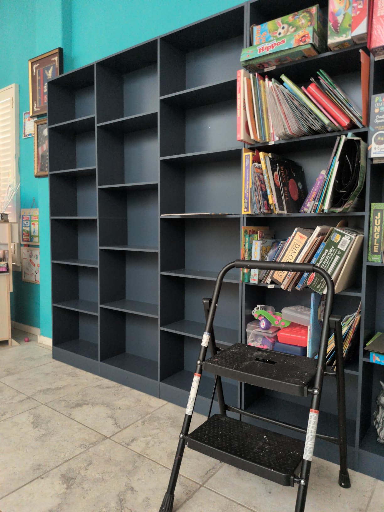 FACBOTALL Triple Wide Bookshelf, Large Bookshelf with 17 Display Shelves customer photo 1