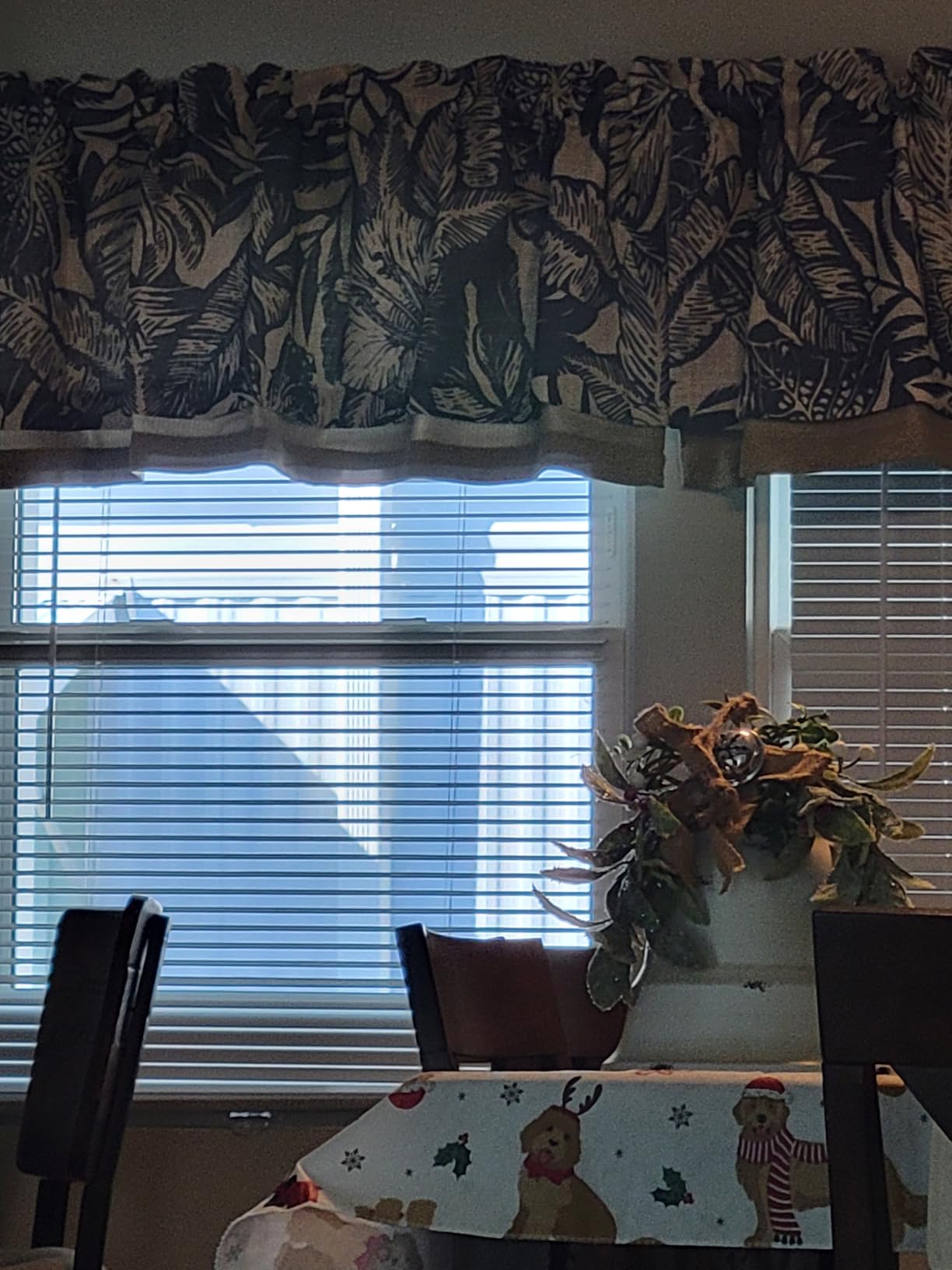 UNISHADES No Drill Aluminum Cordless Mini Blinds, 38×48 in, White customer photo 2