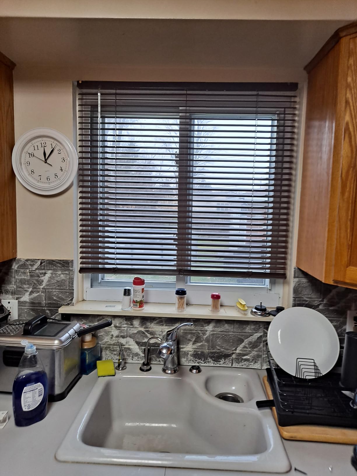 Aluminum Mini Blinds for Windows Cordless Horizontal Window Shades for Light Adjustment, Metal Venetian Blinds Waterproof for Bedroom, Bathroom, 26