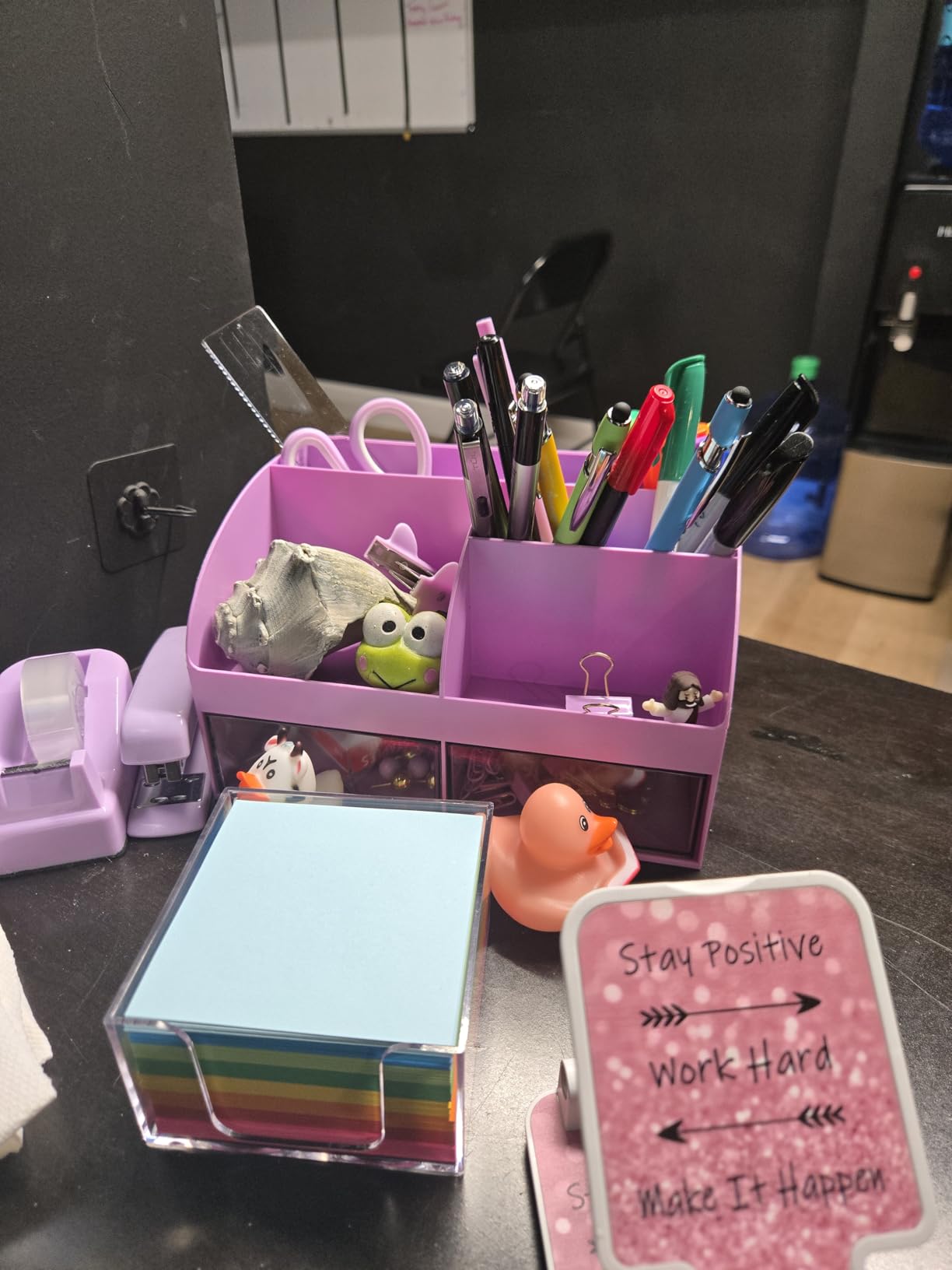 COMFYROOM Desk Accessories with Pen Holder, Office Supplies Desk Organizers and Accessories, Tape Dispenser, Stapler, Staple Remover, Staples, Clips Set, Ruler, Scissor, Pen, Tape (White) customer photo 1