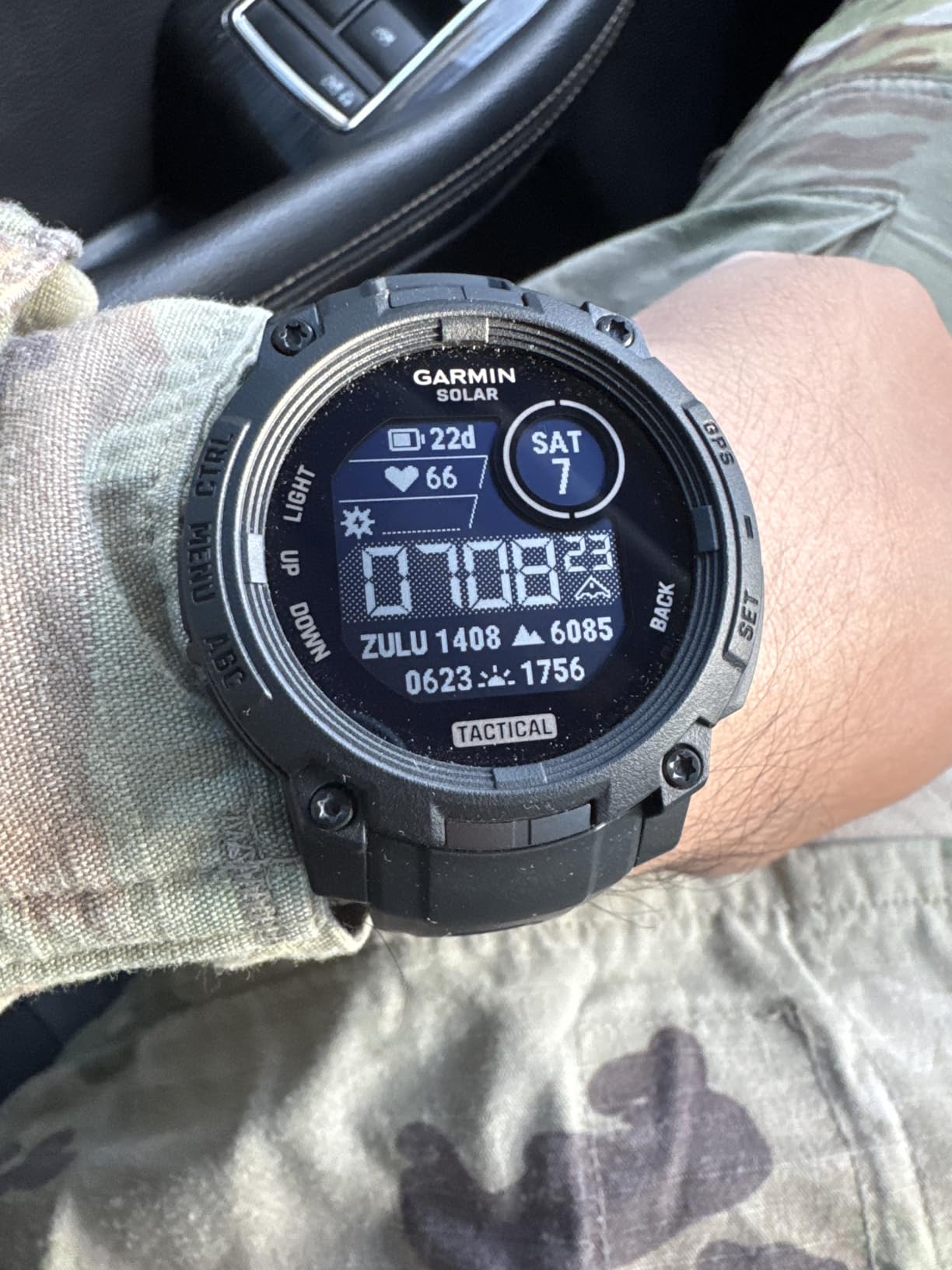 Garmin Instinct® 3 Tactical, Solar, 45mm, Black customer photo 1