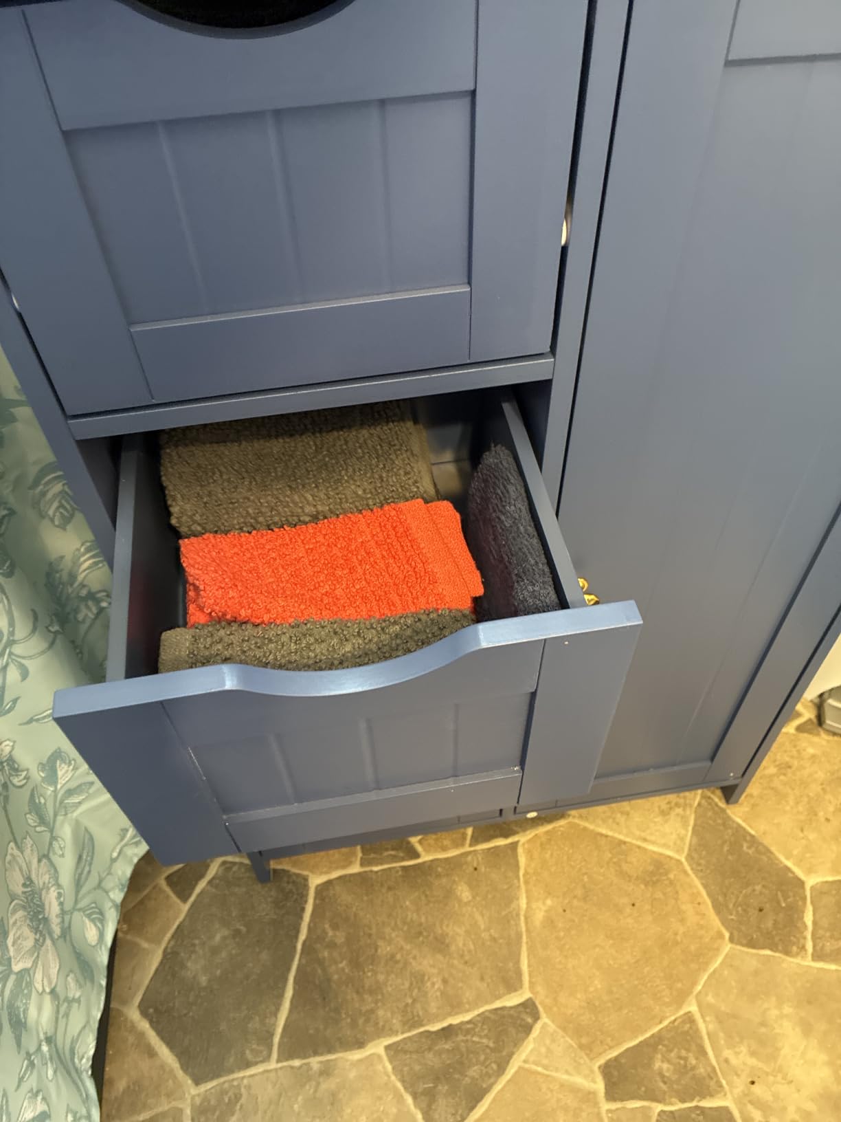 VASAGLE Floor Storage Cabinet, Farmhouse, 4 Drawers and 1 Door,32.3