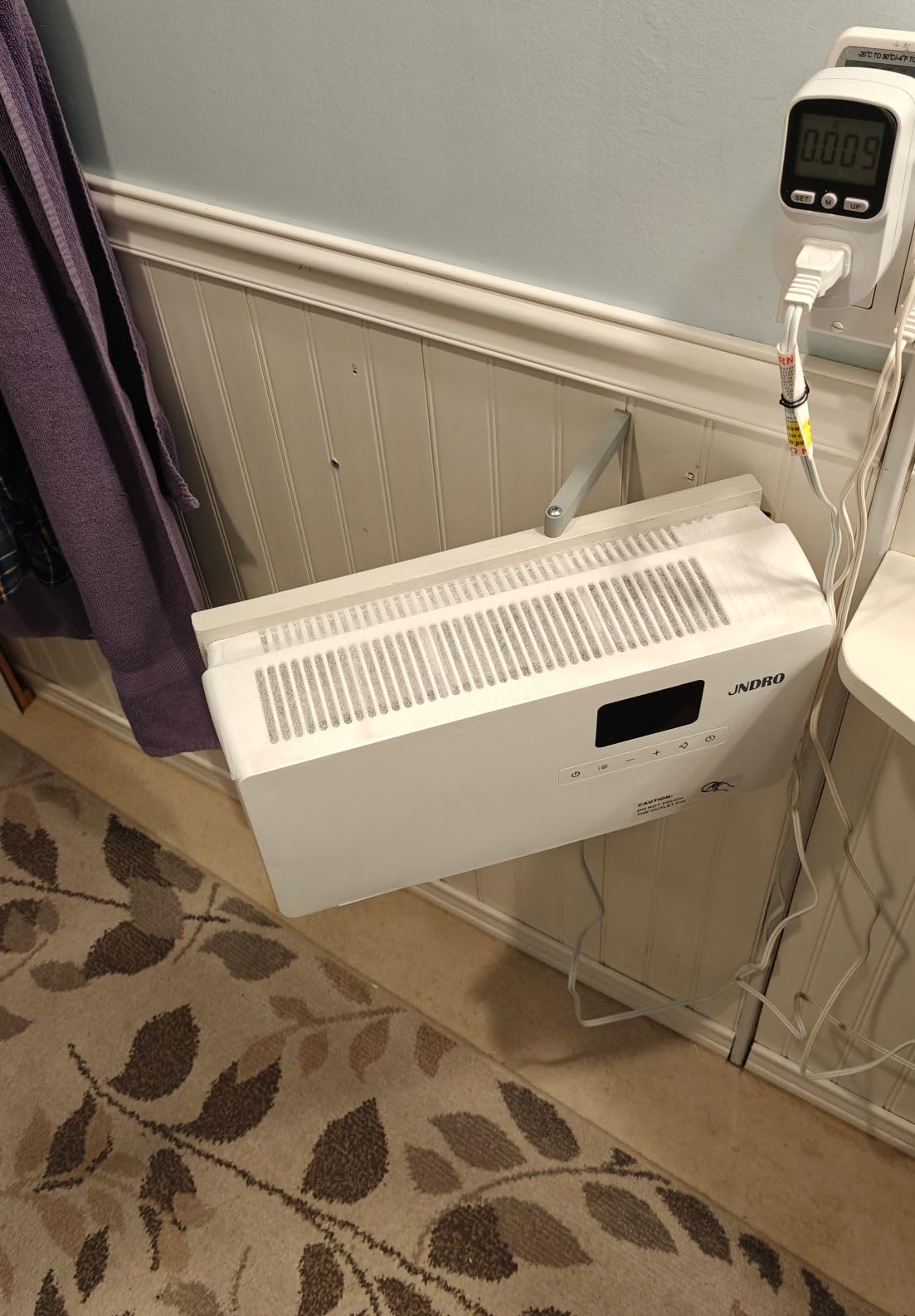 JNDRO Wall-Mounted Space Heater with Thermostat and Remote Control customer photo 1