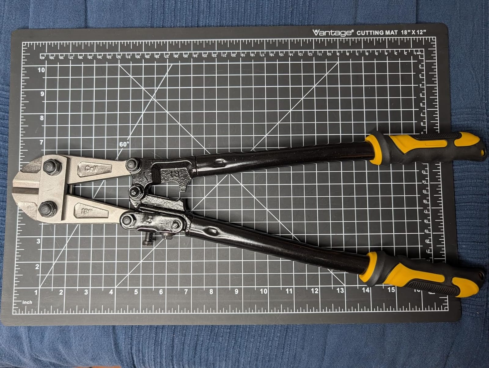 GRENPRO 24 Inch Heavy Duty Bolt Cutter, Chrome Vanadium, Anti-Slip Handle customer photo 1