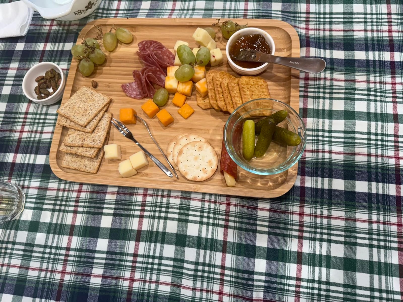 Portable Bamboo Charcuterie Board with Lid, 6 Compartments customer photo 1