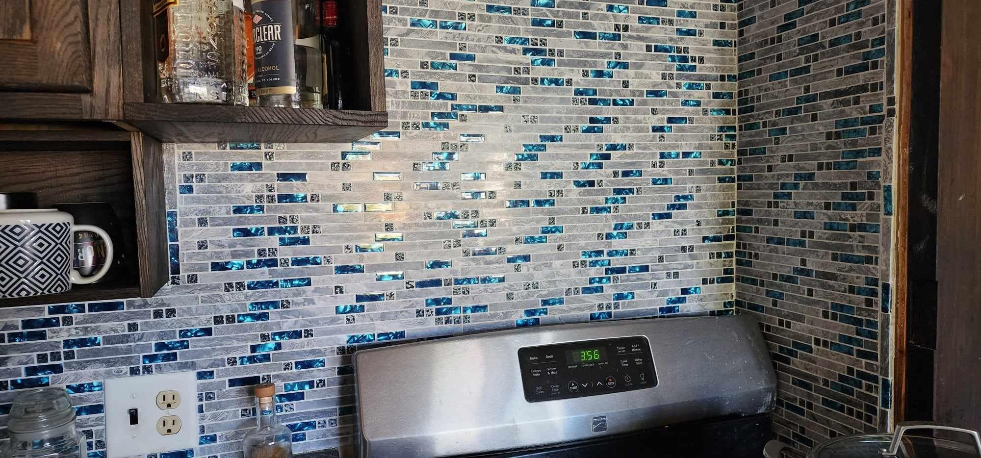 Art3d 11x12 inch White Marble Glass Mosaic Tile, Mesh-Mounted (4 sq.ft/Box) for Kitchen Backsplash, Bathroom, Shower Wall, 5 Pieces customer photo 2