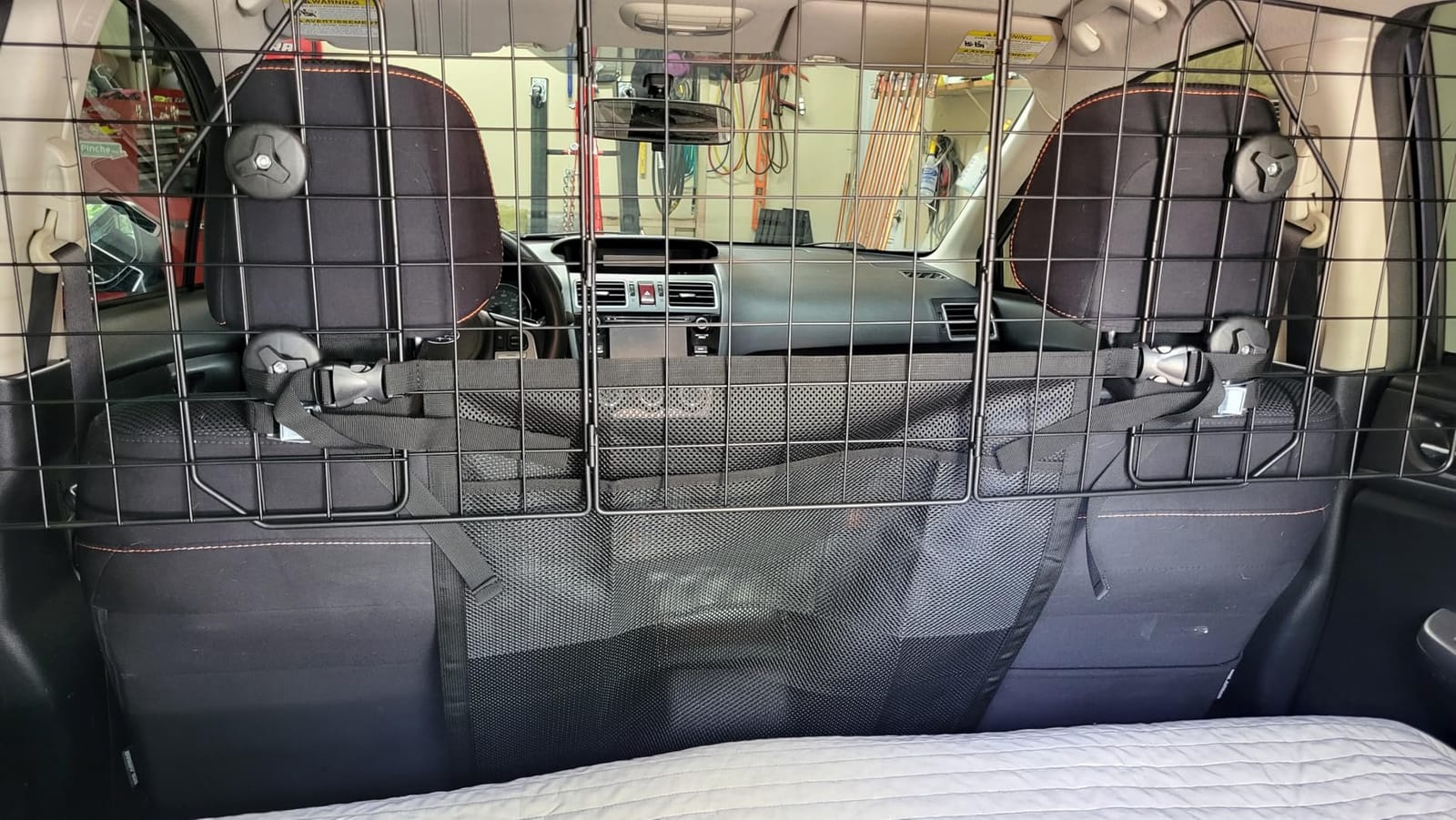 ERYTLLY Dog Car Barrier for SUVs, Vehicles, Dividers, Adjustable Heavy-Duty Wire Pet Gate, Foldable Car Pet Barrier with Mesh Bag, Car Accessories Safety Travel, for Cargo Area 36.6