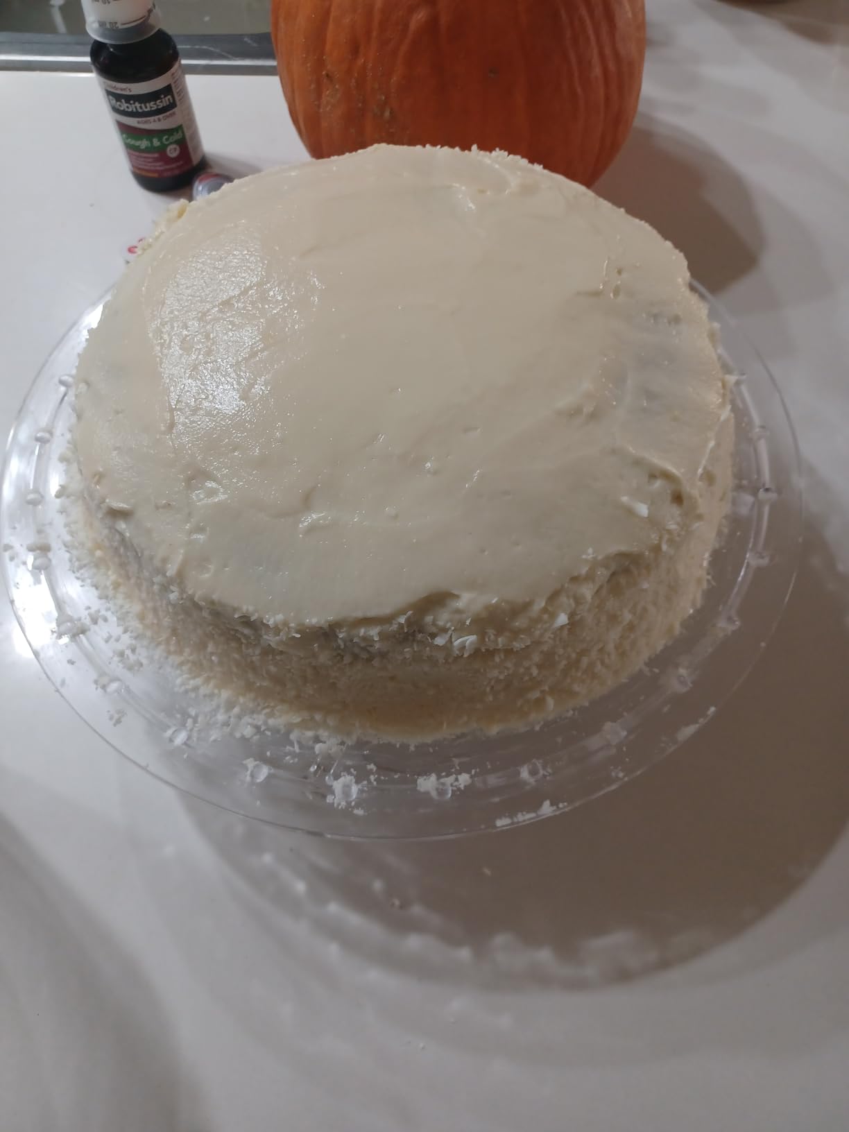 Masthome Rotating Bamboo Cake Stand with Shatterproof Acrylic Dome,11.8in customer photo 2