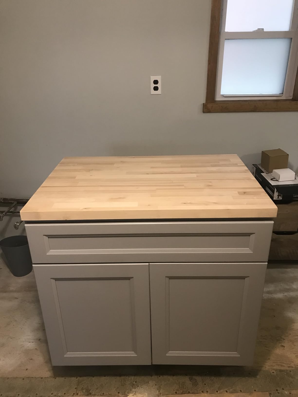 6FT Butcher Block Countertop – 72″ x 25″ x 1.5″ Solid Birch Wood Table Top, Unfinished Hardwood Slab for Kitchen Island, Washer Dryer Top, DIY Office Desk, Workbench & Dining Table customer photo 2