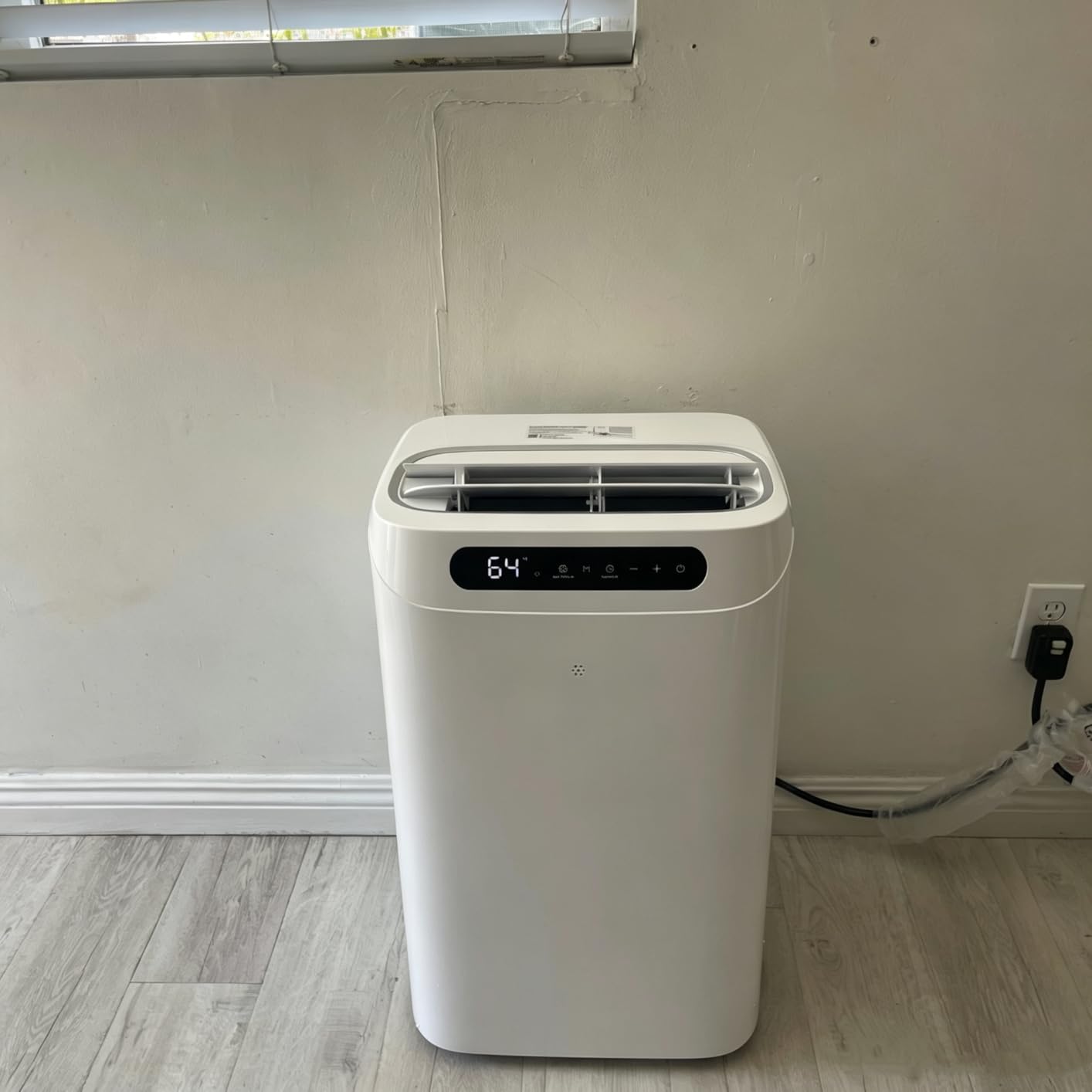 14000 BTU Portable Air Conditioners, Cools Up to 700 Sq.Ft, AC Unit with Cooling, Fan, Dehumidifier, Sleep Mode, Remote Control&Installation Kit, Portable AC for Large Rooms customer photo 1