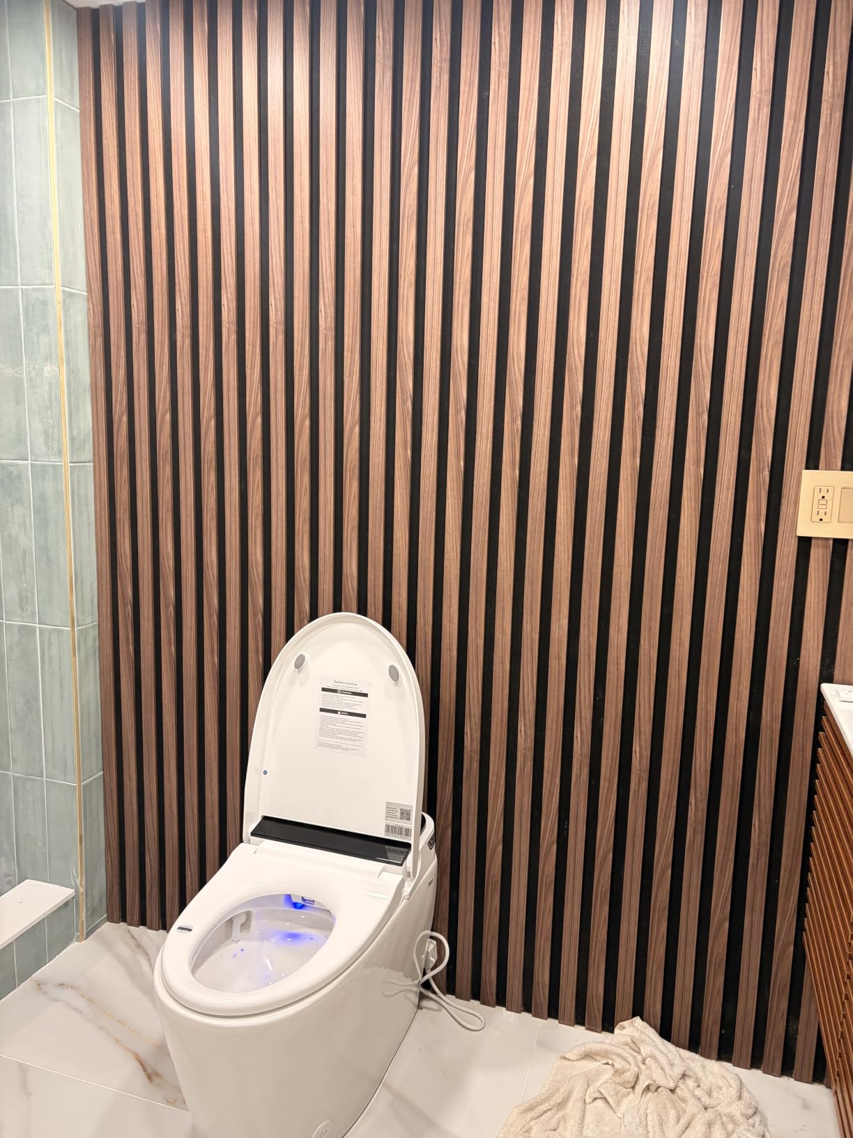 Smart Toilet with Bidet Built in, Heated Seat & Dual Auto Flush, Foot Sensor, Tankless Modern Elongated Electric Toilet with Warm Water Wash, Air Dryer, LED Display & 1000g MaP Flush, 1.28 GPF customer photo 2