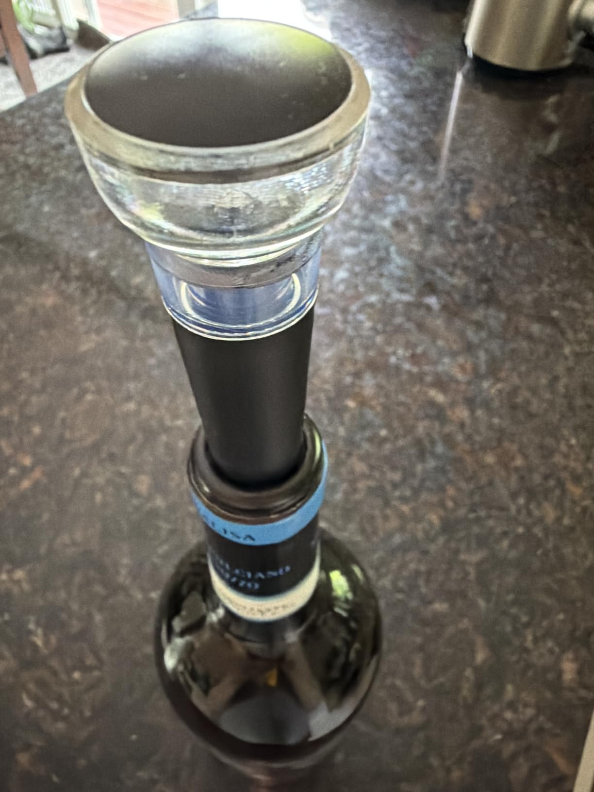 CIRCLE JOY Rechargeable Electric Wine Opener, 6-In-1 Cordless Electric Wine Bottle Opener with Pourer, Foil Cutter, 2 Vacuum Preservation Stoppers and Storage Base, Gifts for Wine Lovers customer photo 1