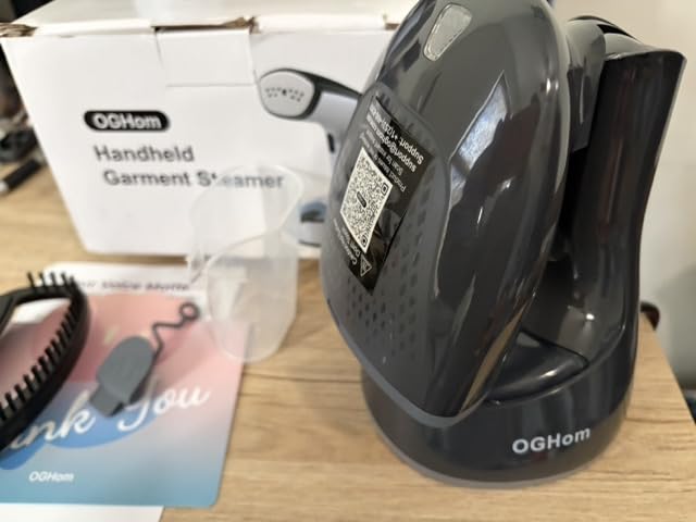 Handheld Clothes Steamer, 1000W Foldable Garment Steamer for Travel customer photo 2