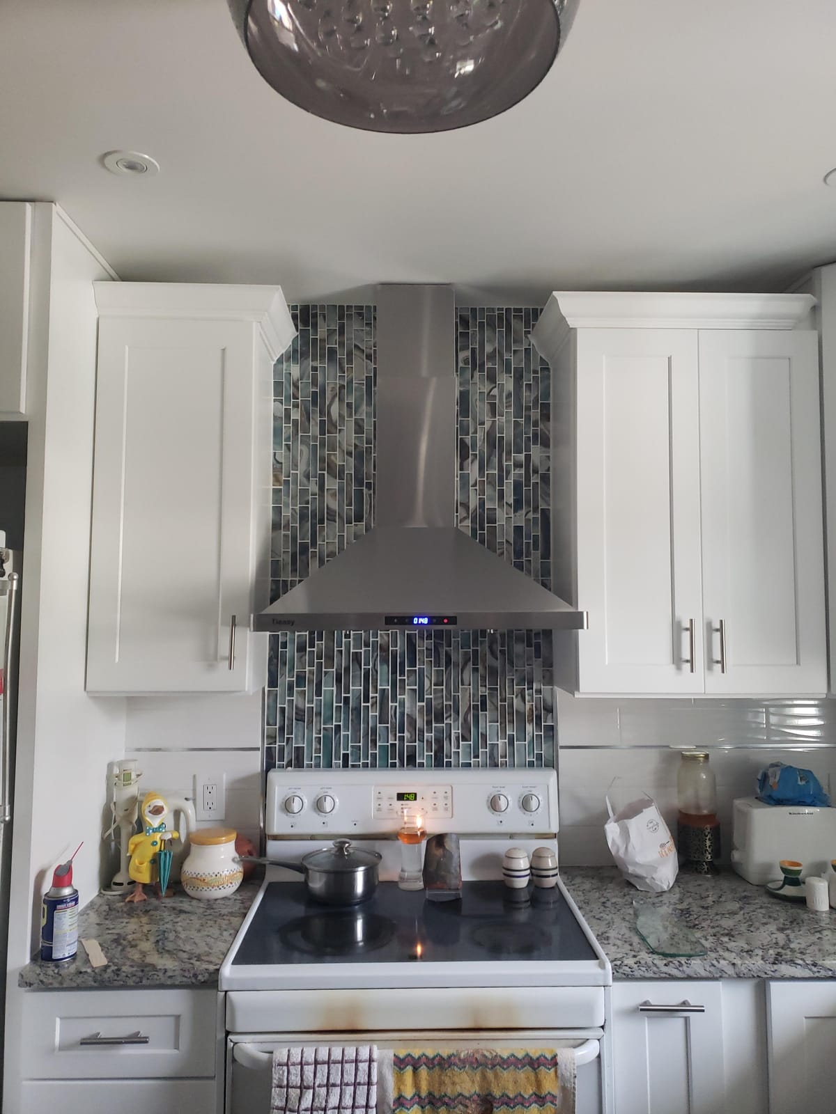 Tieasy Range Hood 36 inch Wall Mount Kitchen Hood 700 CFM with Ducted/Ductless Convertible Duct, Touch Control, Permanent Filters, Stainless Steel, 3 Speed Exhaust Fan customer photo 2