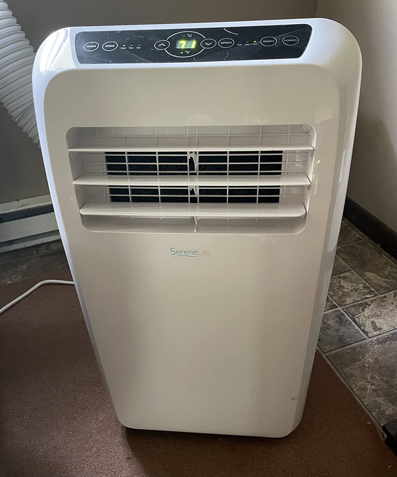 SereneLife Portable Air Conditioner with Wi-Fi, 12,000 BTU Cooling, Compact AC Unit with Window Mount Kit, Dehumidifier & Fan Modes, Adjustable Temperature, Ideal for Bedrooms, White customer photo 1