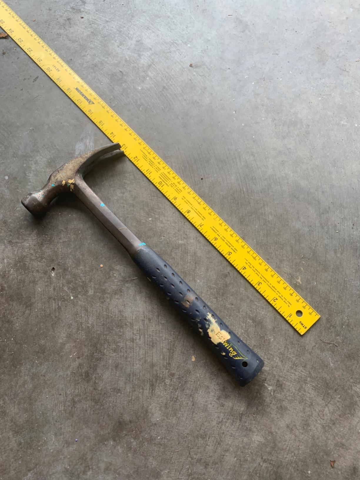 ESTWING Framing Hammer, 28oz Long Handle Straight Rip, Smooth Face, E3-28S customer photo 2
