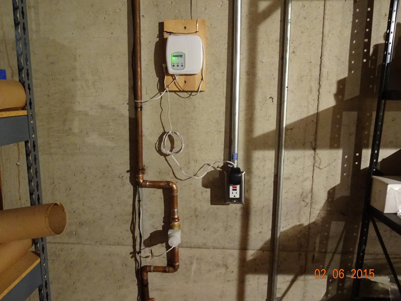 FloodStop Water Heater Leak Detector Kit, 3/4