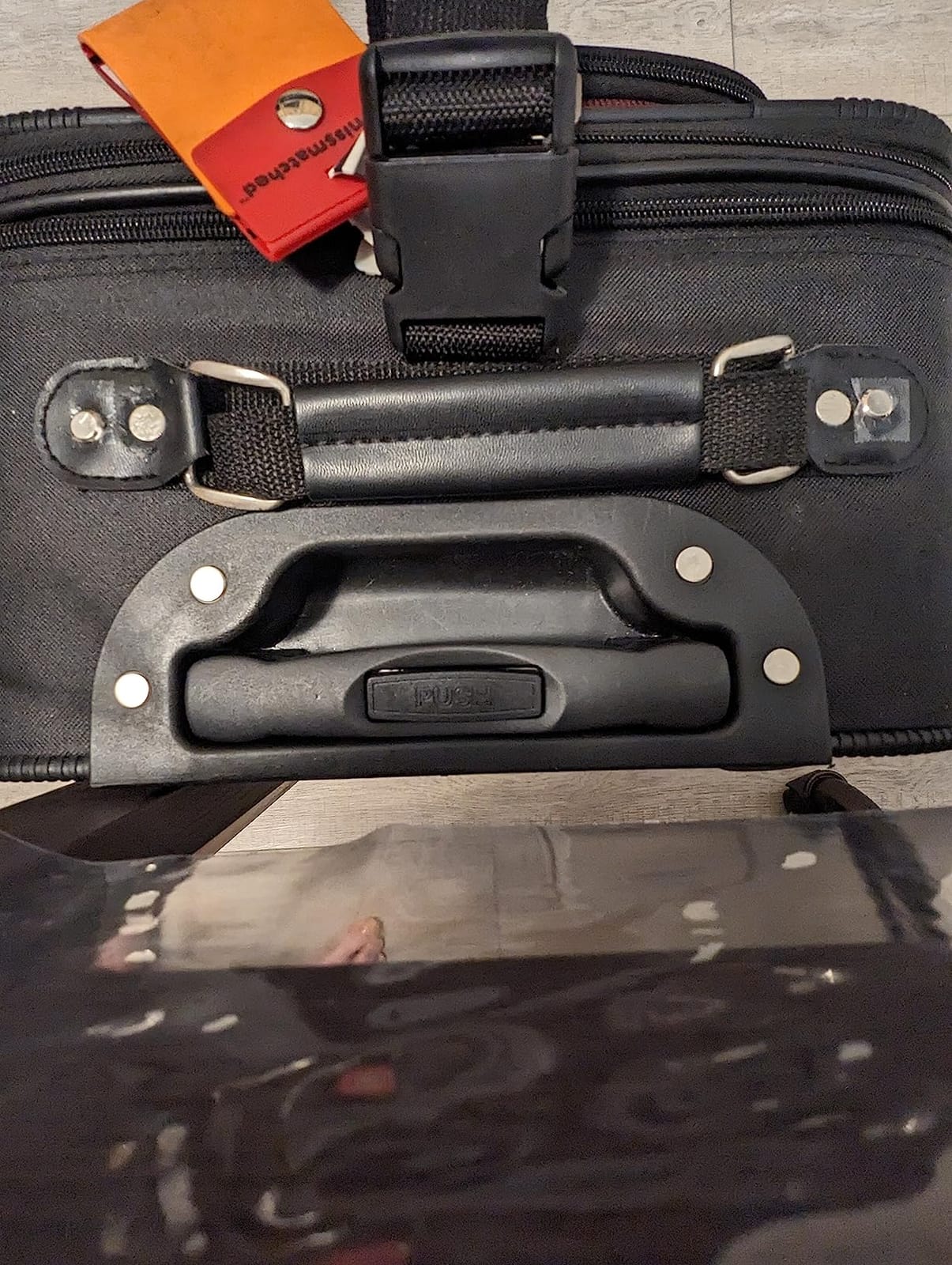 Travel Select Amsterdam Softside Expandable Luggage with Rolling Wheels, Gray, 2-Piece Set (15/21) customer photo 1