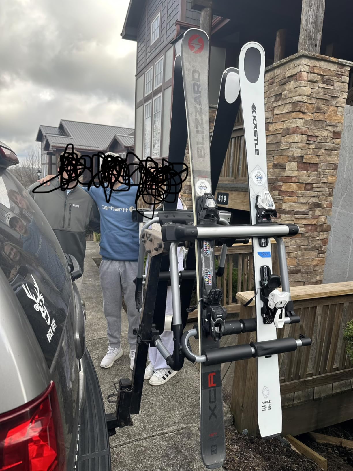 Thule Tram Hitch Ski Carrier customer photo 1