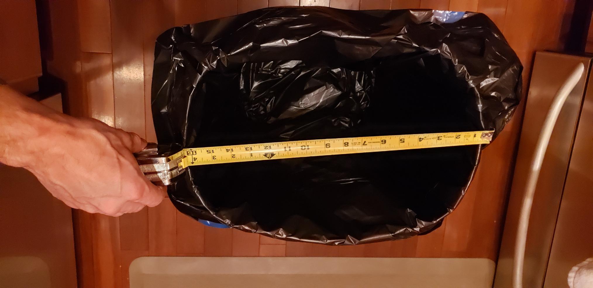 Hefty Strong 30 Gallon Trash Bags, Large Trash Bags 30 Gallon Size, Durable Drawstring Enclosure, Resists Punctures, Leaks, and Tears, Black, Unscented, 56 Bags customer photo 1