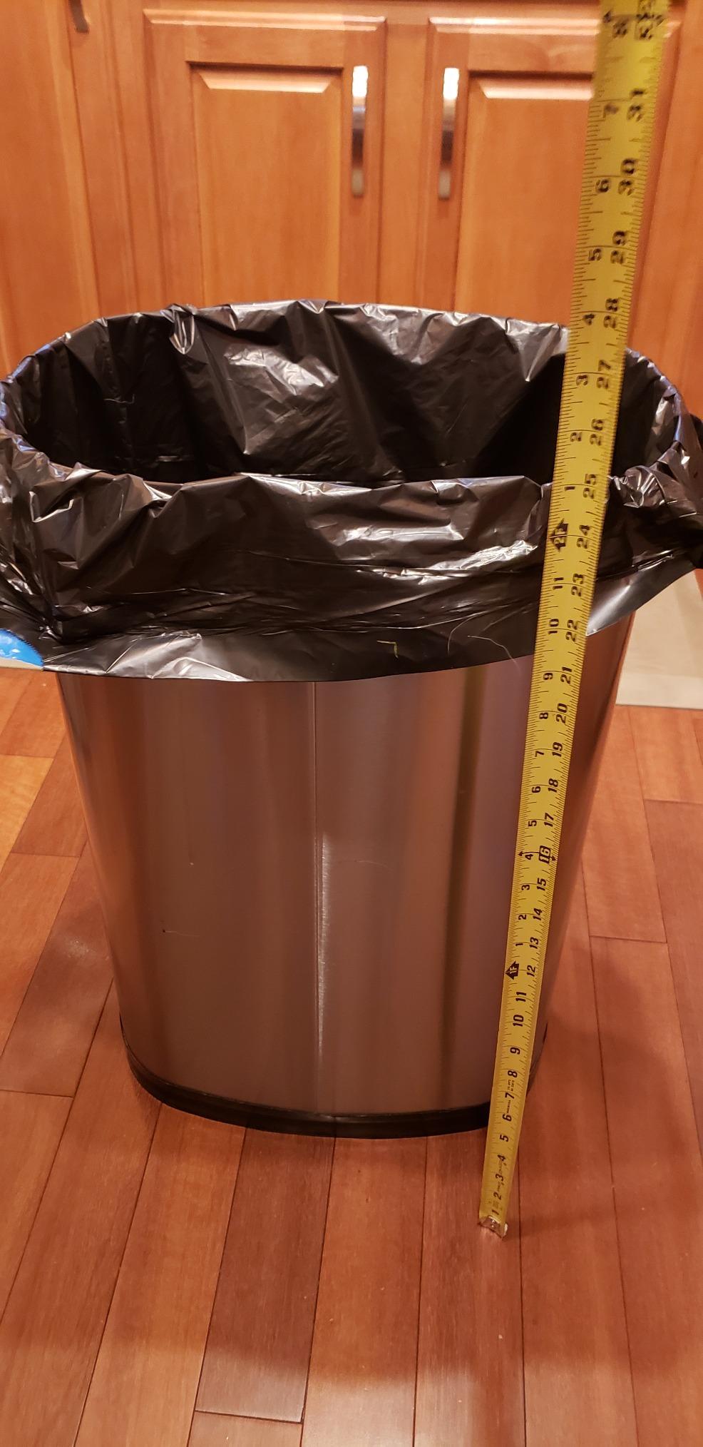 Hefty Strong 30 Gallon Trash Bags, Large Trash Bags 30 Gallon Size, Durable Drawstring Enclosure, Resists Punctures, Leaks, and Tears, Black, Unscented, 56 Bags customer photo 2