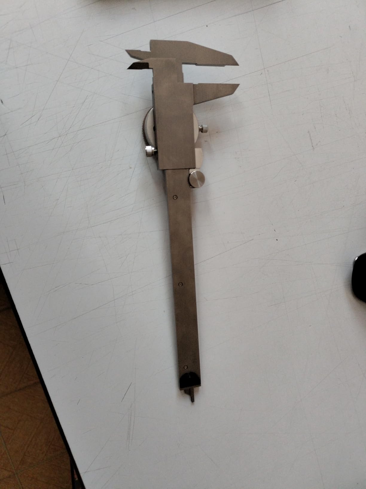 Accusize Industrial Tools 0-6''/0-150 mm by 0.001''/0.02 mm Inch/Metric Dual Needle Precision Dial Caliper Stainless Steel, P920-S236 customer photo 1