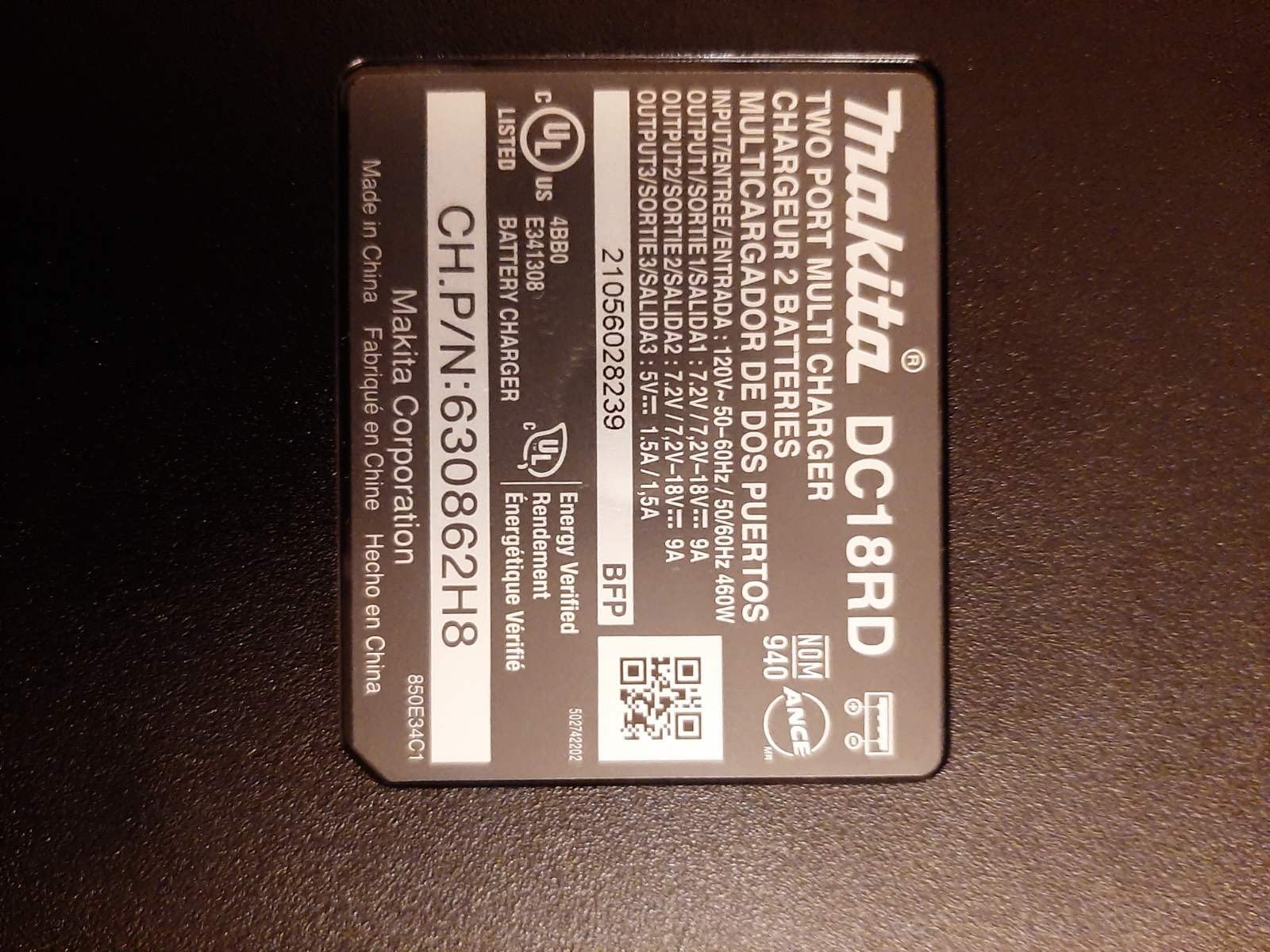 Makita DC18RD 18V Lithium-Ion Dual Port Rapid Optimum Charger, 2-Port customer photo 2