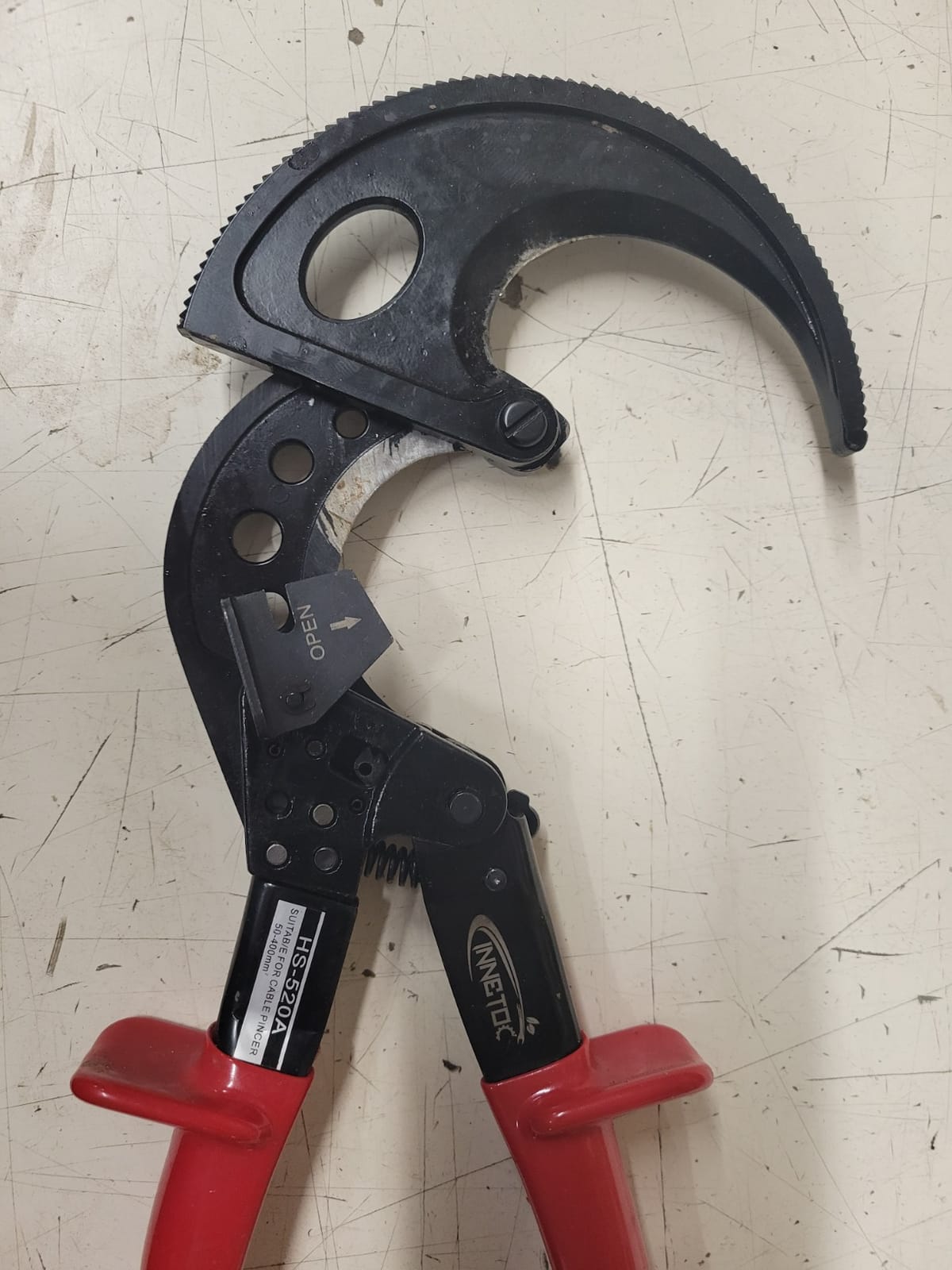 Ratcheting Cable Cutter, 400mm2 Aluminum Copper Wire Cutters for Cutting electrical wire as Ratchet Wire Cutters (400mm2) customer photo 2