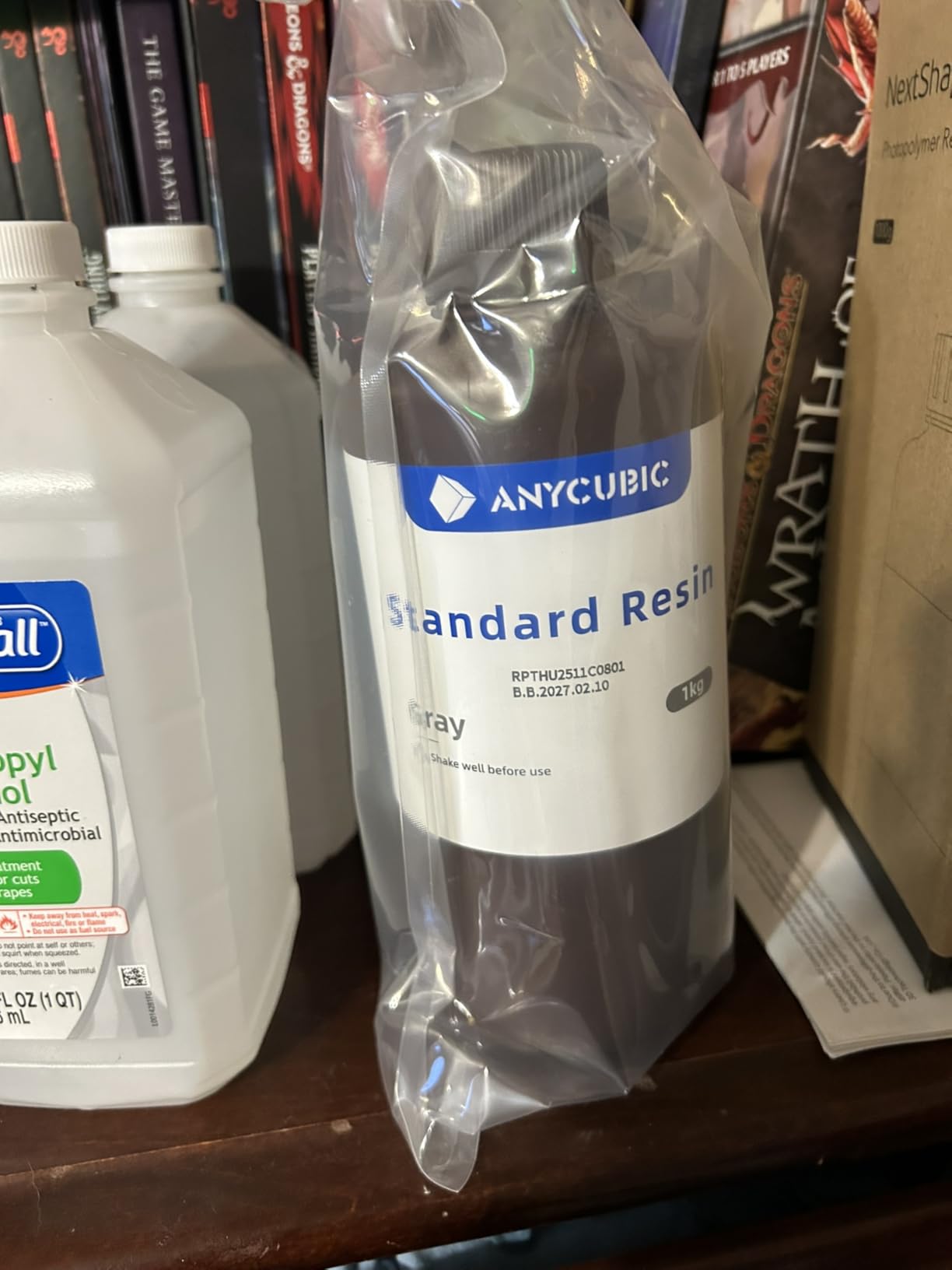 ANYCUBIC 3D Printer Resin, 405nm SLA UV-Curing Resin with High Precision and Quick Curing & Excellent Fluidity for LCD 3D Printing (Grey, 1kg) customer photo 1
