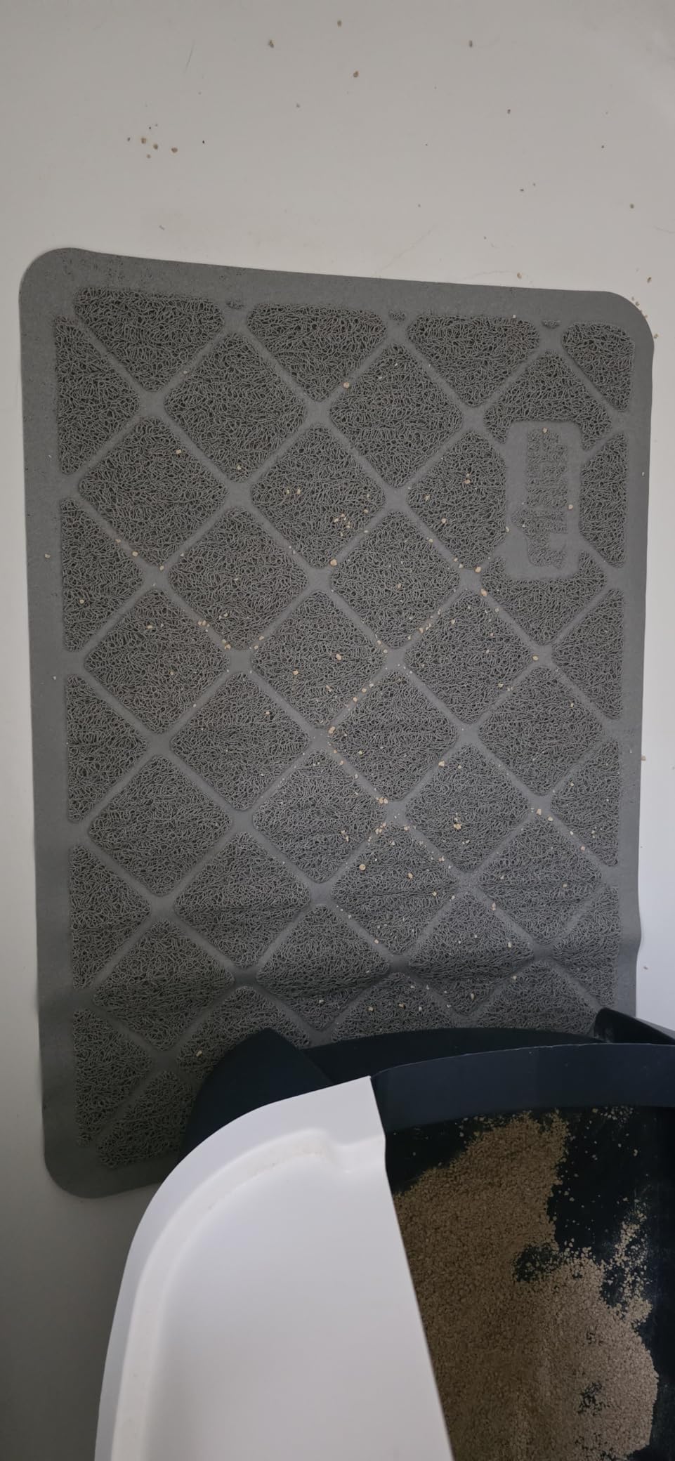 GORILLA GRIP Cat Litter Box Mat, Coiled Mesh Trapping Mats, 24x17 Gray customer photo 1