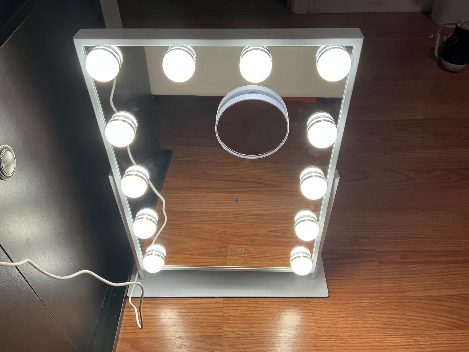 FENCHILIN Vanity Mirror with Lights 19
