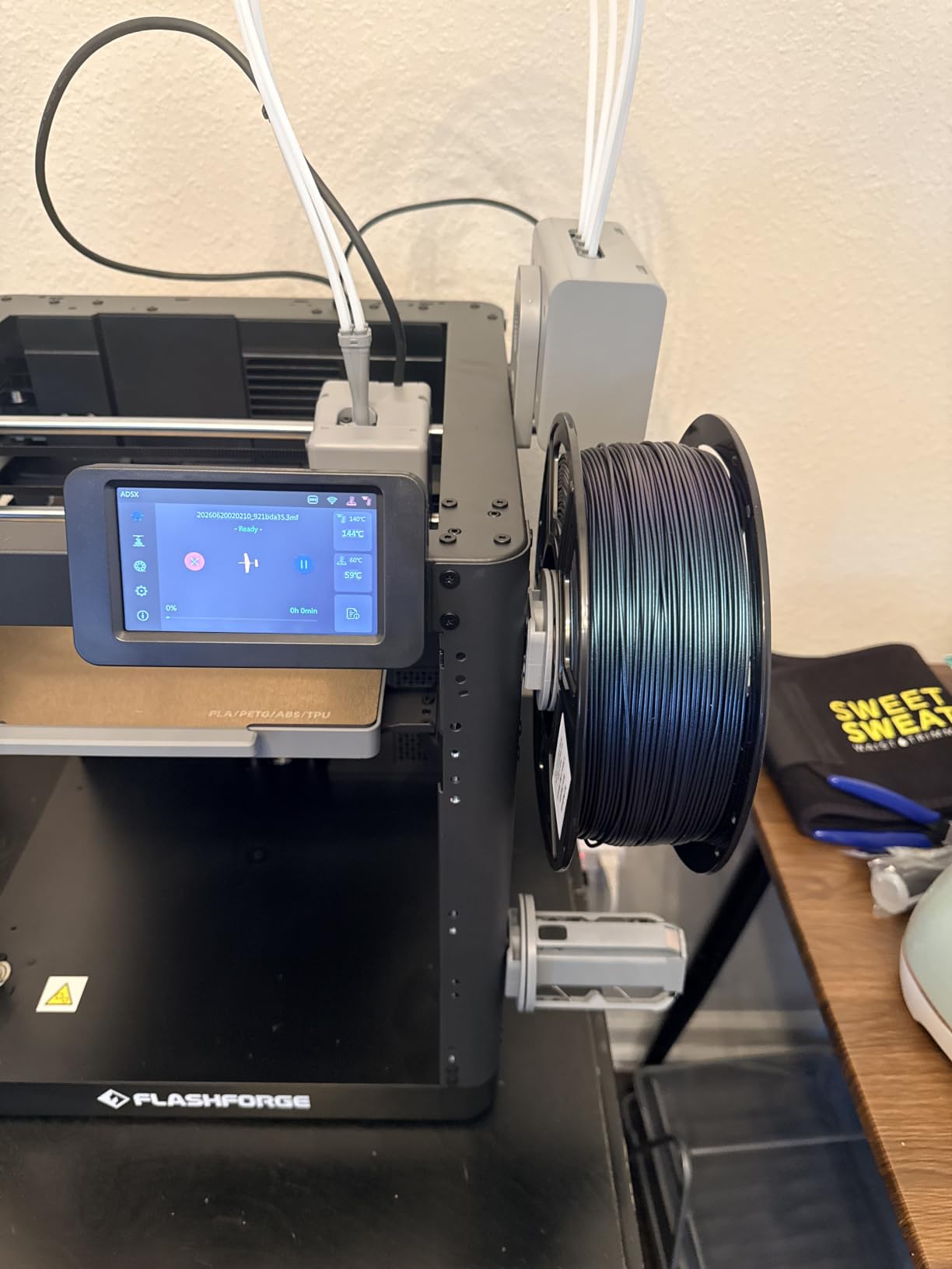 FLASHFORGE PLA Filament 1.75mm, 3D Printer Filament 1kg (2.2lbs) Spool, Dimensional Accuracy +/- 0.02mm, 3D Printing Filament Easy to Use and Fits for Most FDM 3D Printers (White) customer photo 1