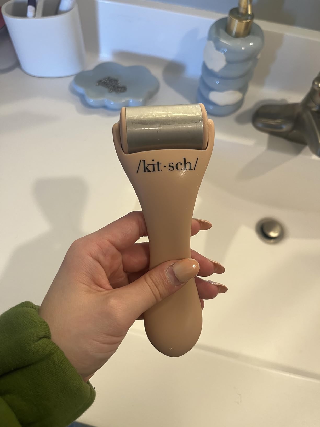 Kitsch Ice Roller for Face – Cooling Face Rollers for Women & Men - Pink customer photo 2